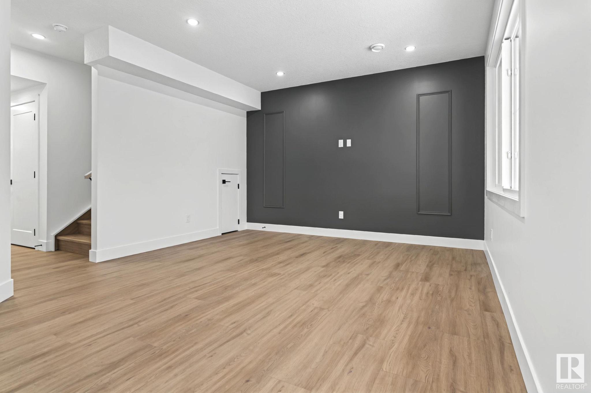      12763 209 ST NW , Edmonton,  ,T5S 0R6 ;  Listing Number: MLS E4418155