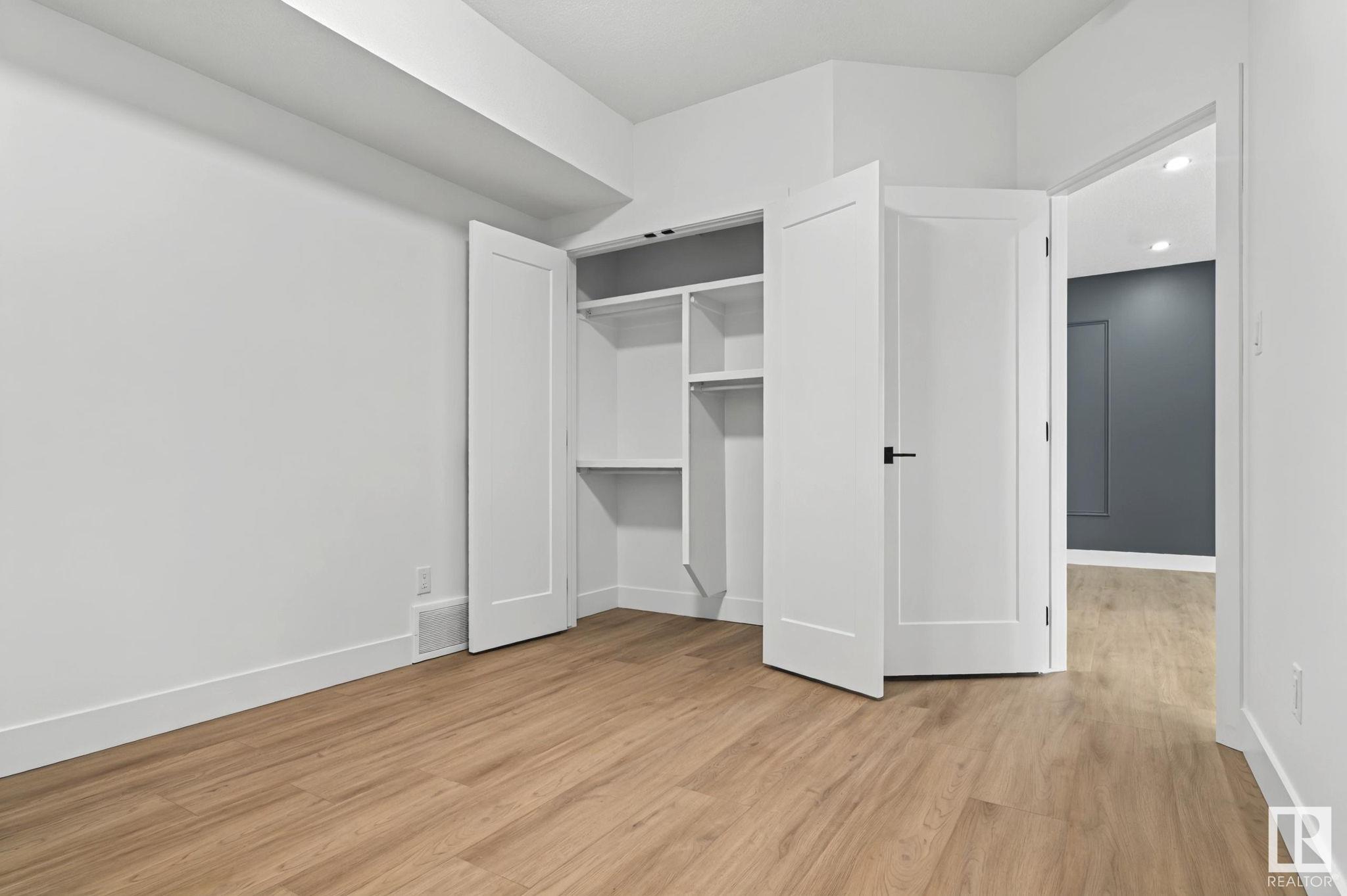      12763 209 ST NW , Edmonton,  ,T5S 0R6 ;  Listing Number: MLS E4418155