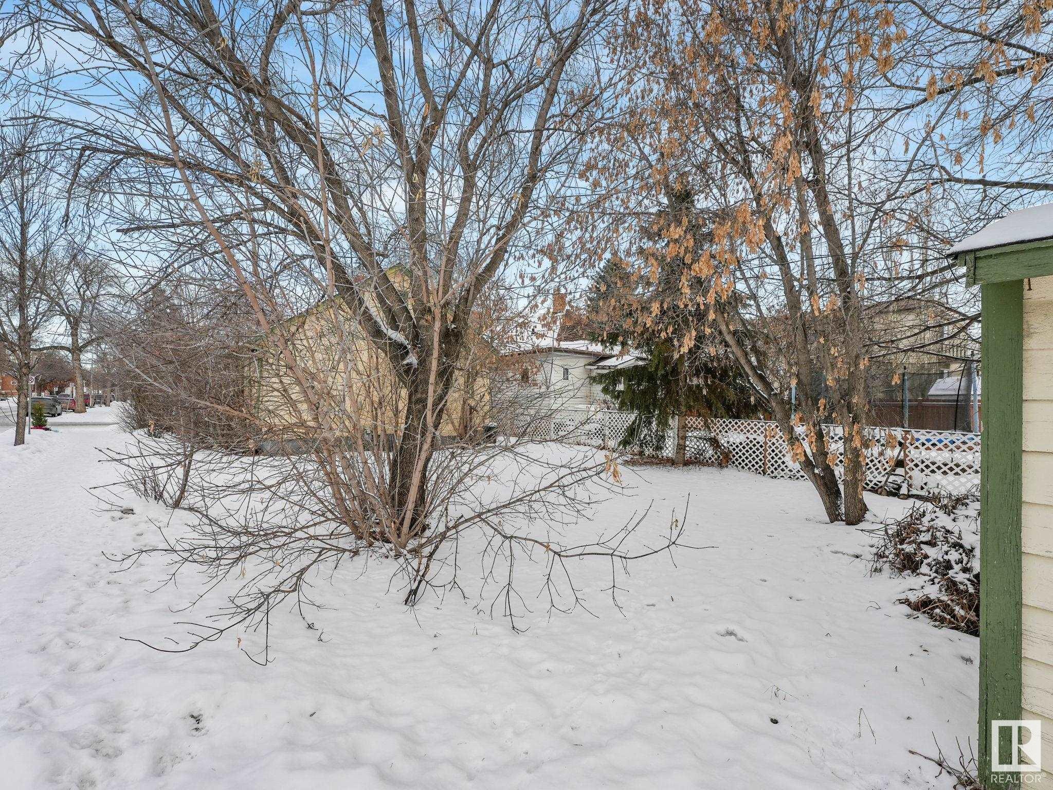      9947 80 AV NW , Edmonton,  ,T6E 1T2 ;  Listing Number: MLS E4418160