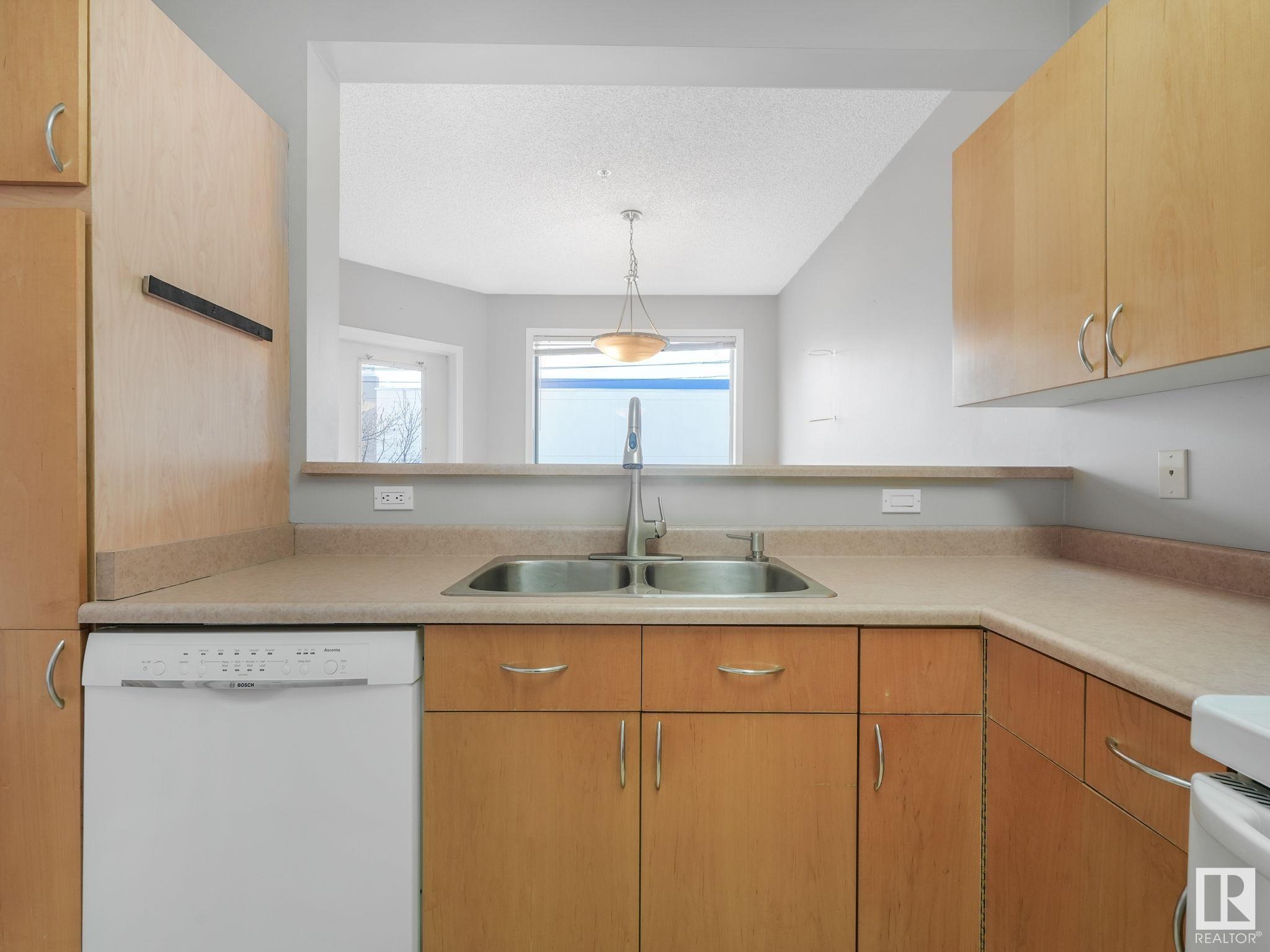      #303 8108 109 ST NW , Edmonton,  ,T6G 2V7 ;  Listing Number: MLS E4418164