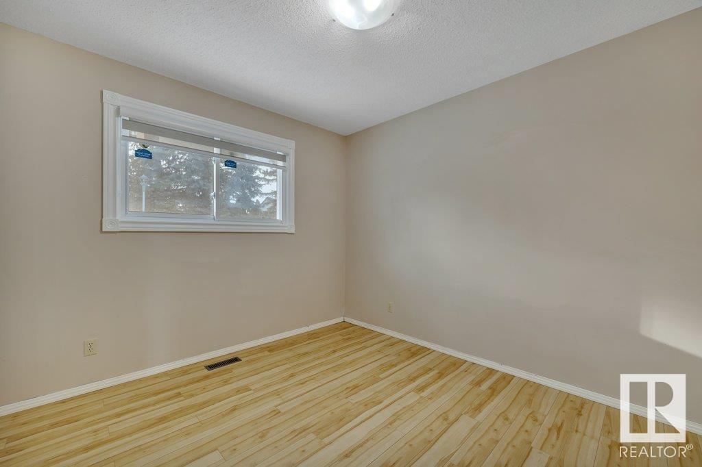      829 LEE RIDGE RD NW , Edmonton,  ,T6K 0P9 ;  Listing Number: MLS E4418170