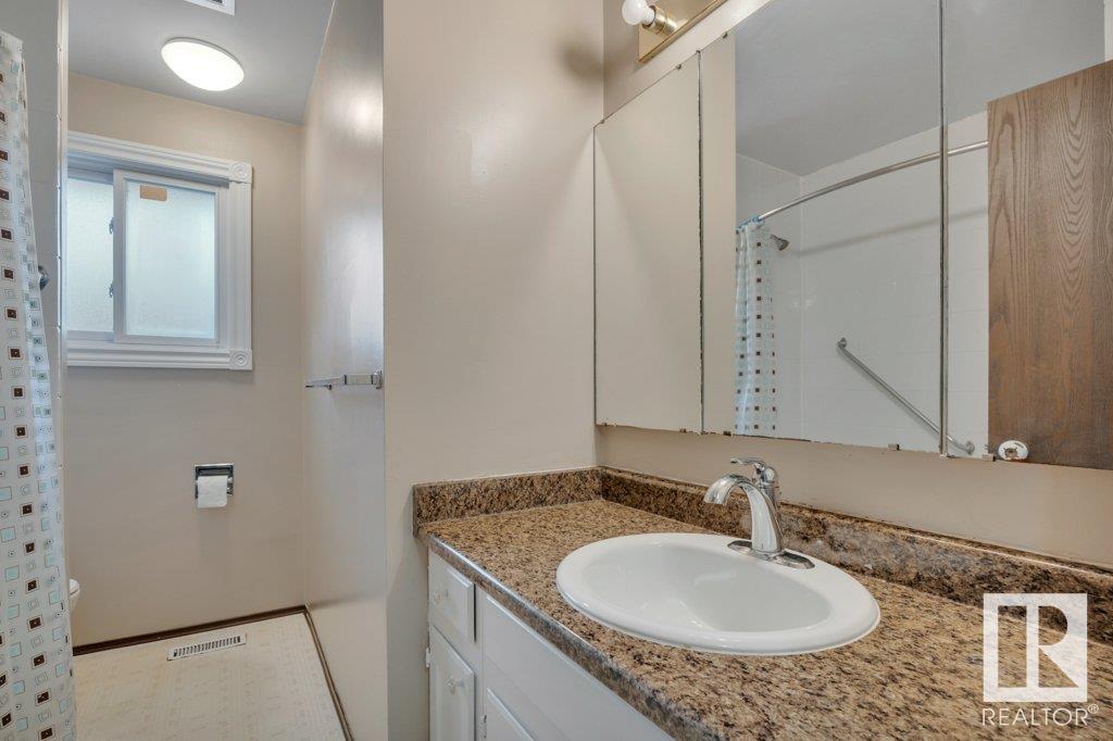      829 LEE RIDGE RD NW , Edmonton,  ,T6K 0P9 ;  Listing Number: MLS E4418170