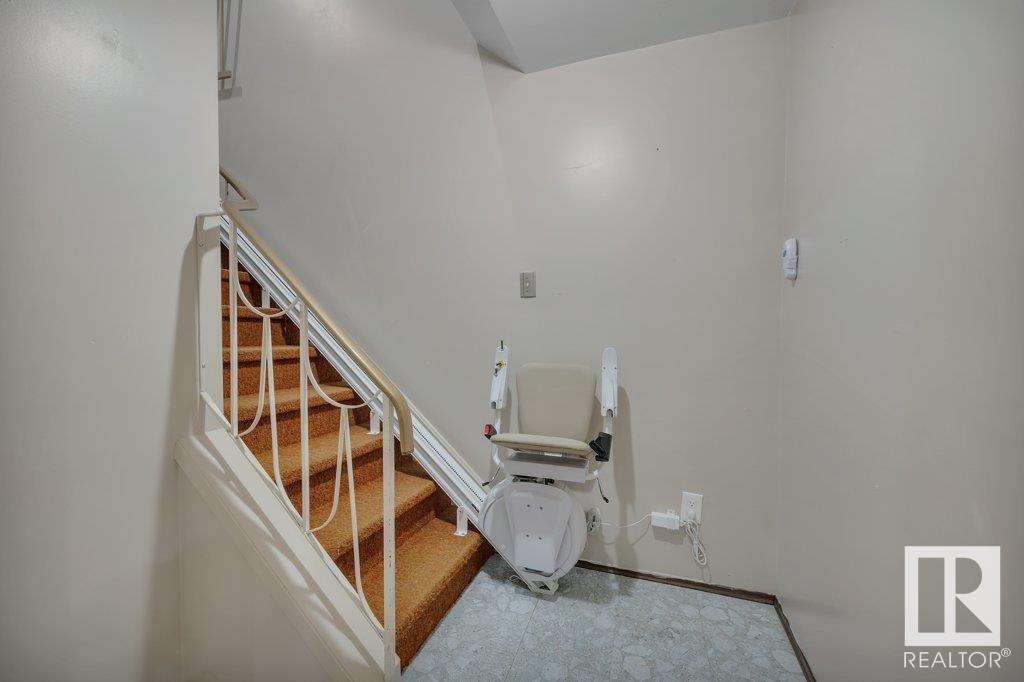      829 LEE RIDGE RD NW , Edmonton,  ,T6K 0P9 ;  Listing Number: MLS E4418170