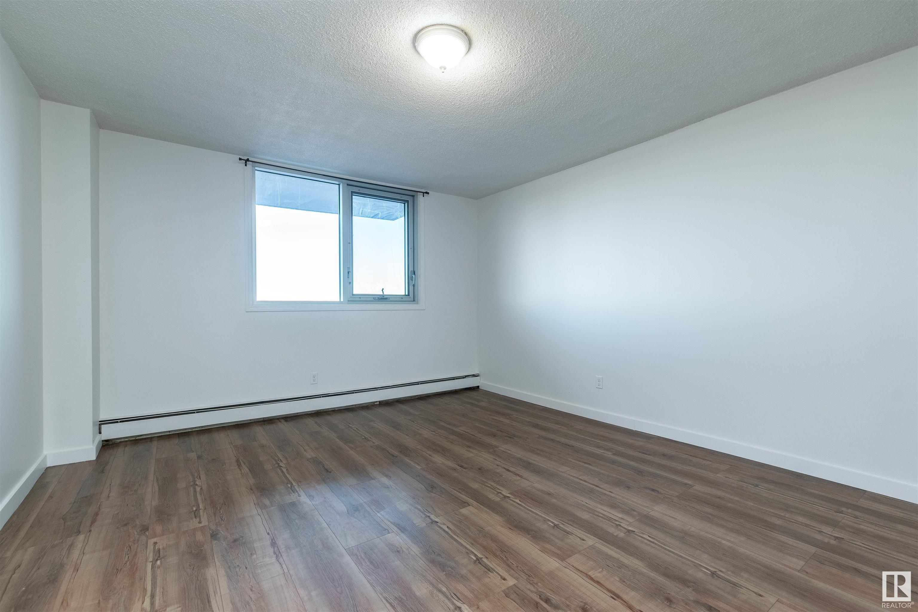      #1204 10160 116 ST NW , Edmonton,  ,T5K 1V9 ;  Listing Number: MLS E4418174