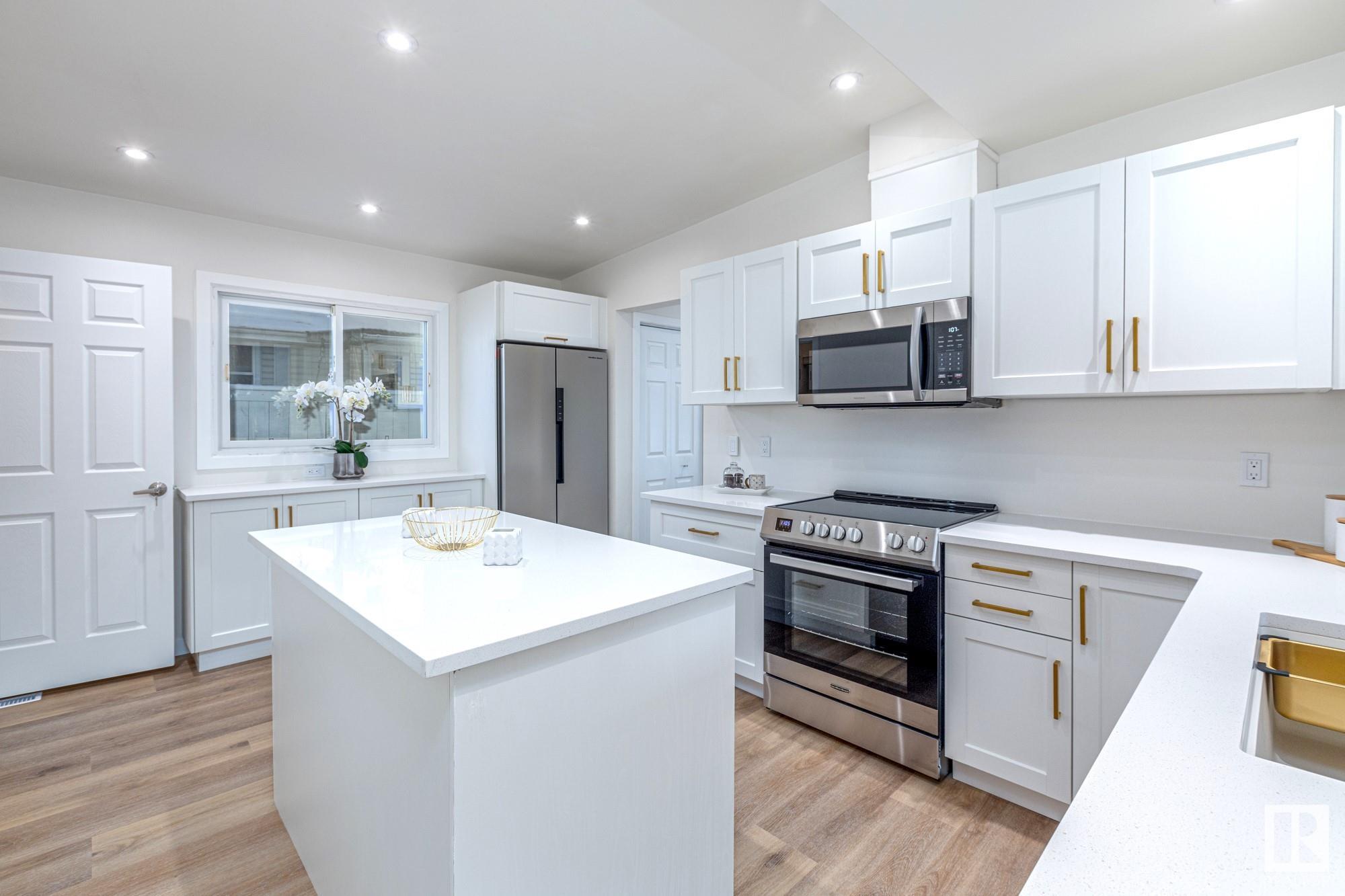      11860 58 ST NW , Edmonton,  ,T5W 3W7 ;  Listing Number: MLS E4418181