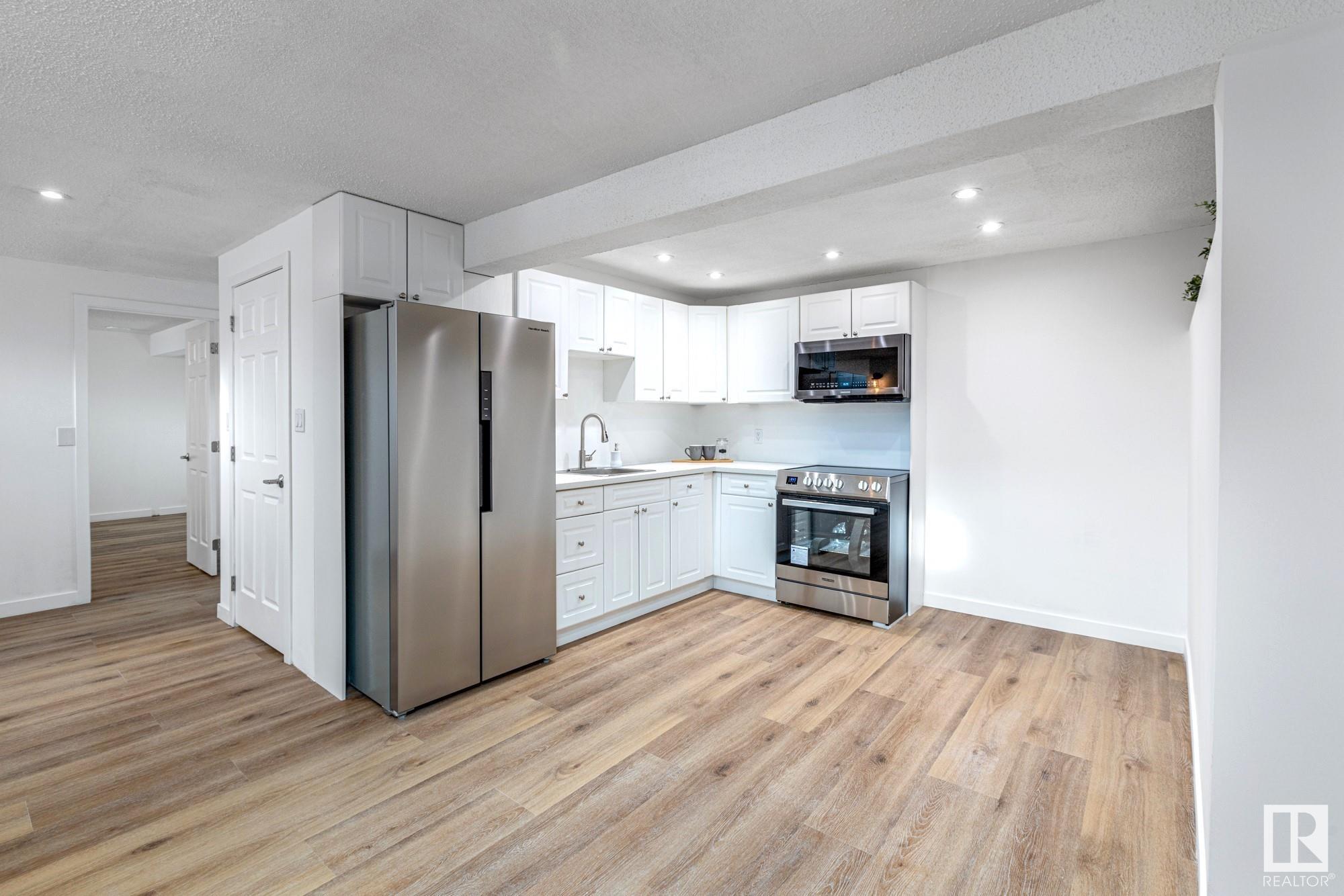      11860 58 ST NW , Edmonton,  ,T5W 3W7 ;  Listing Number: MLS E4418181