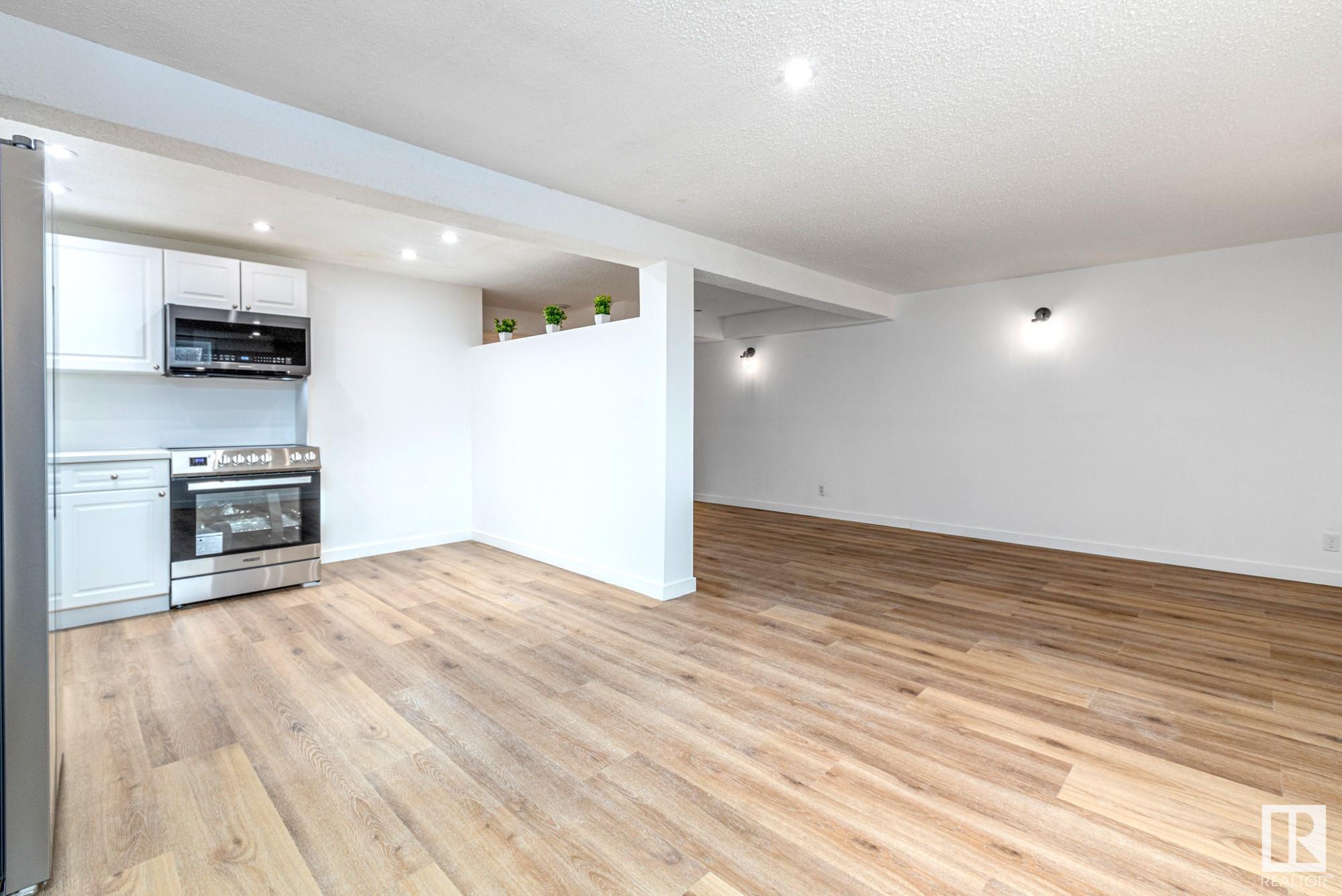      11860 58 ST NW , Edmonton,  ,T5W 3W7 ;  Listing Number: MLS E4418181
