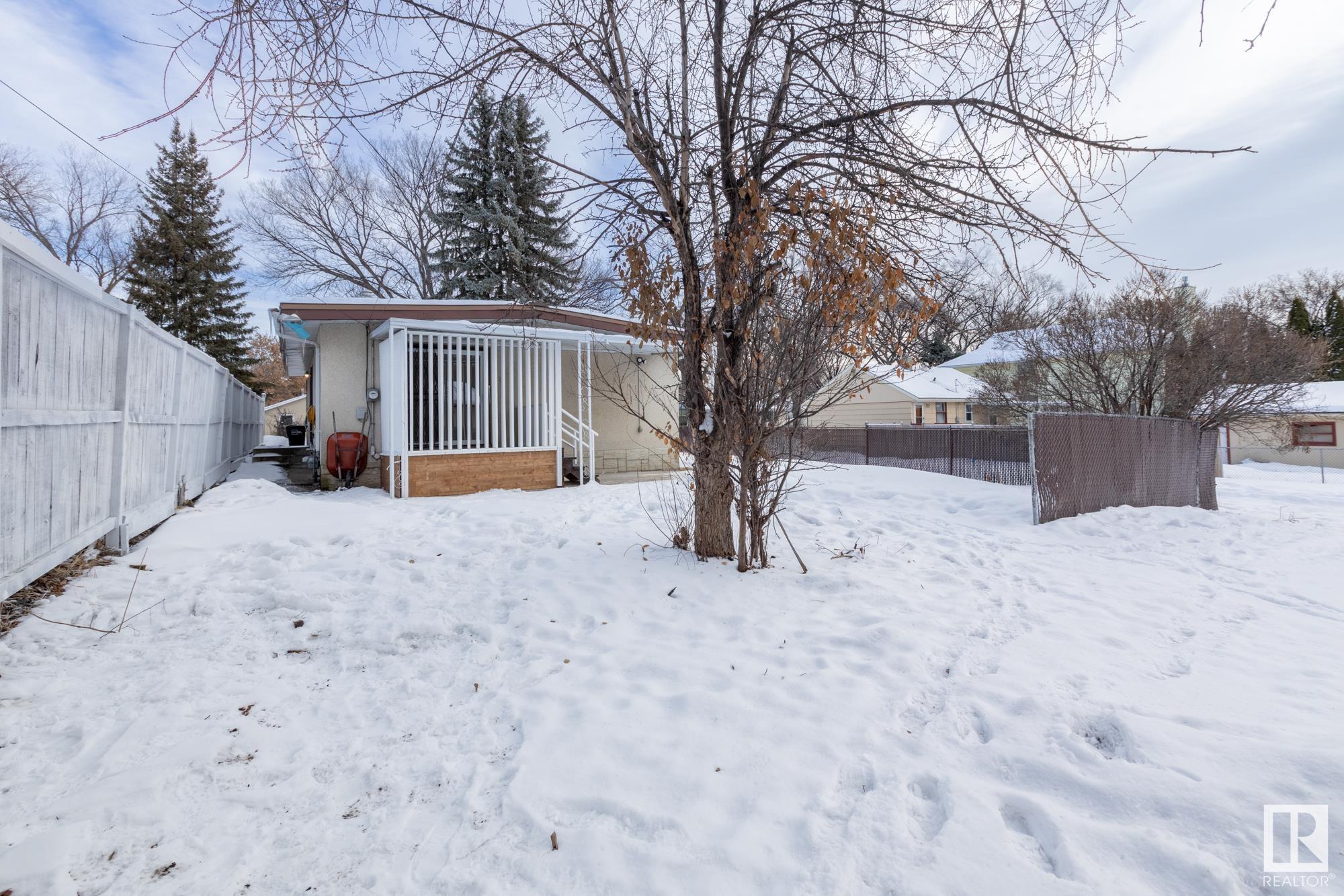      11860 58 ST NW , Edmonton,  ,T5W 3W7 ;  Listing Number: MLS E4418181