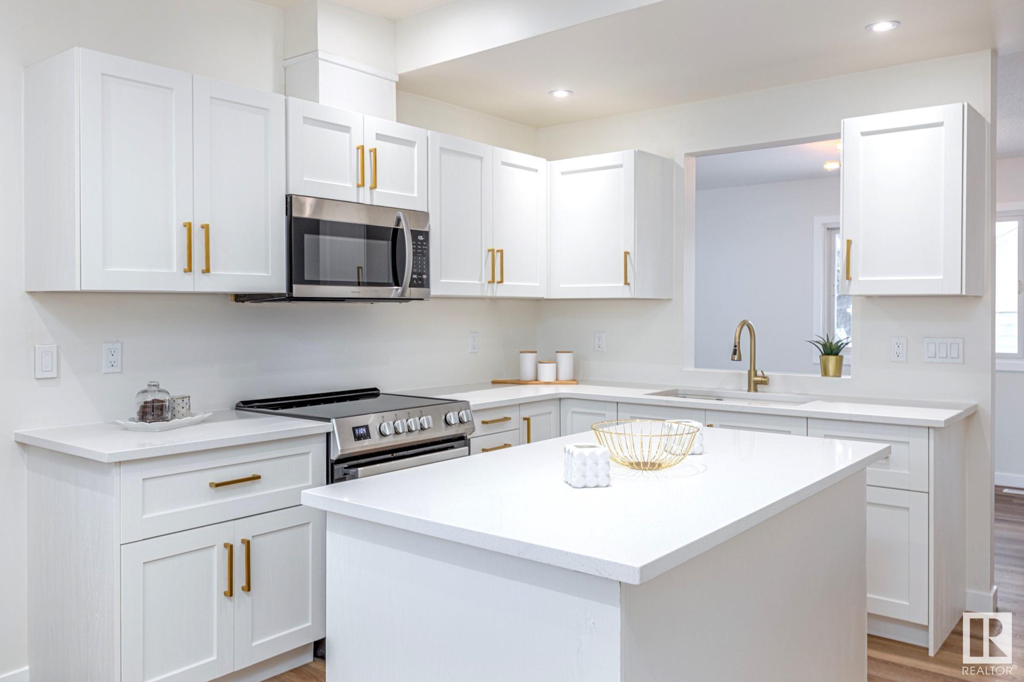      11860 58 ST NW , Edmonton,  ,T5W 3W7 ;  Listing Number: MLS E4418181