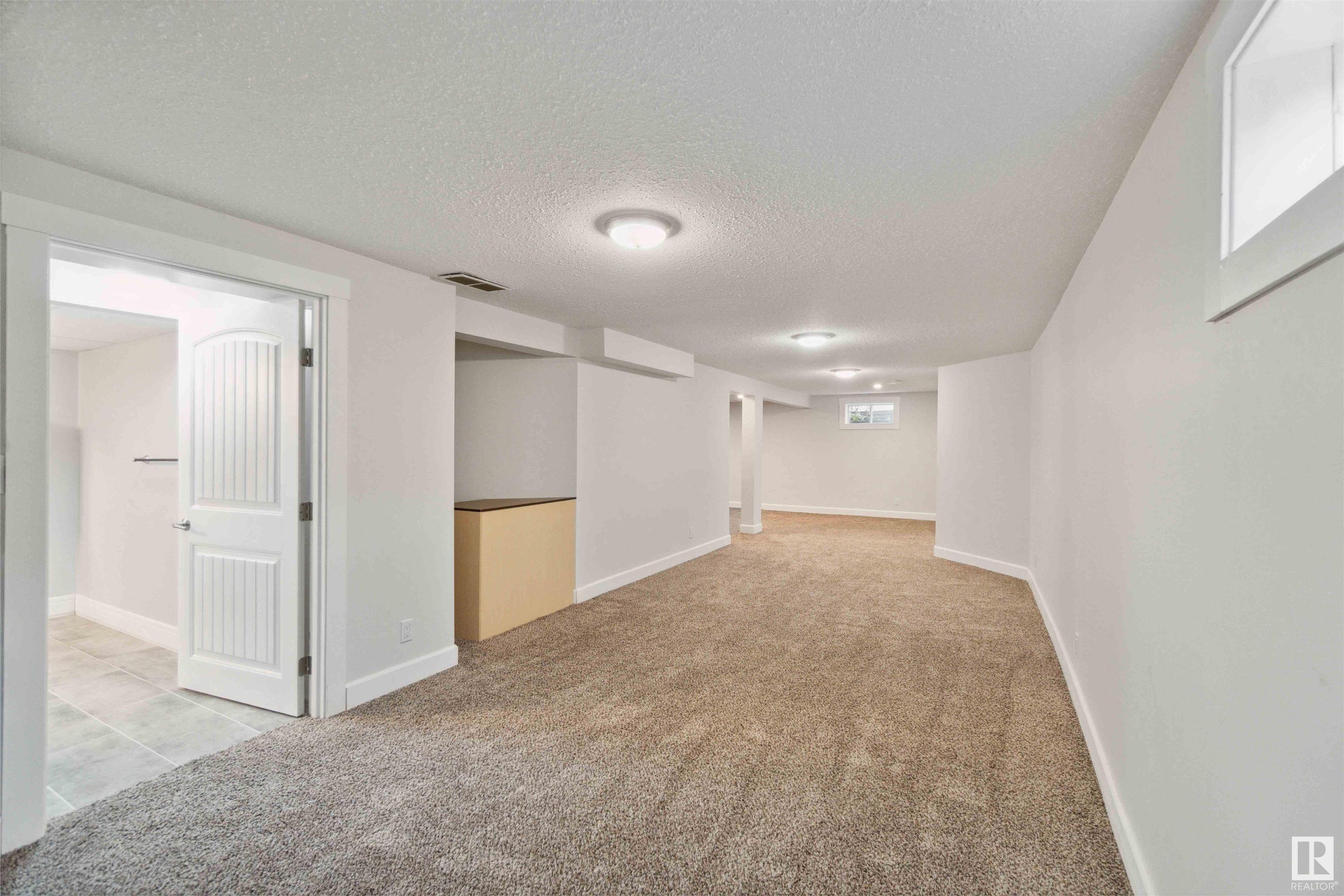      45 SUNRISE VG , Stony Plain,  ,T7Z 1L2 ;  Listing Number: MLS E4418185