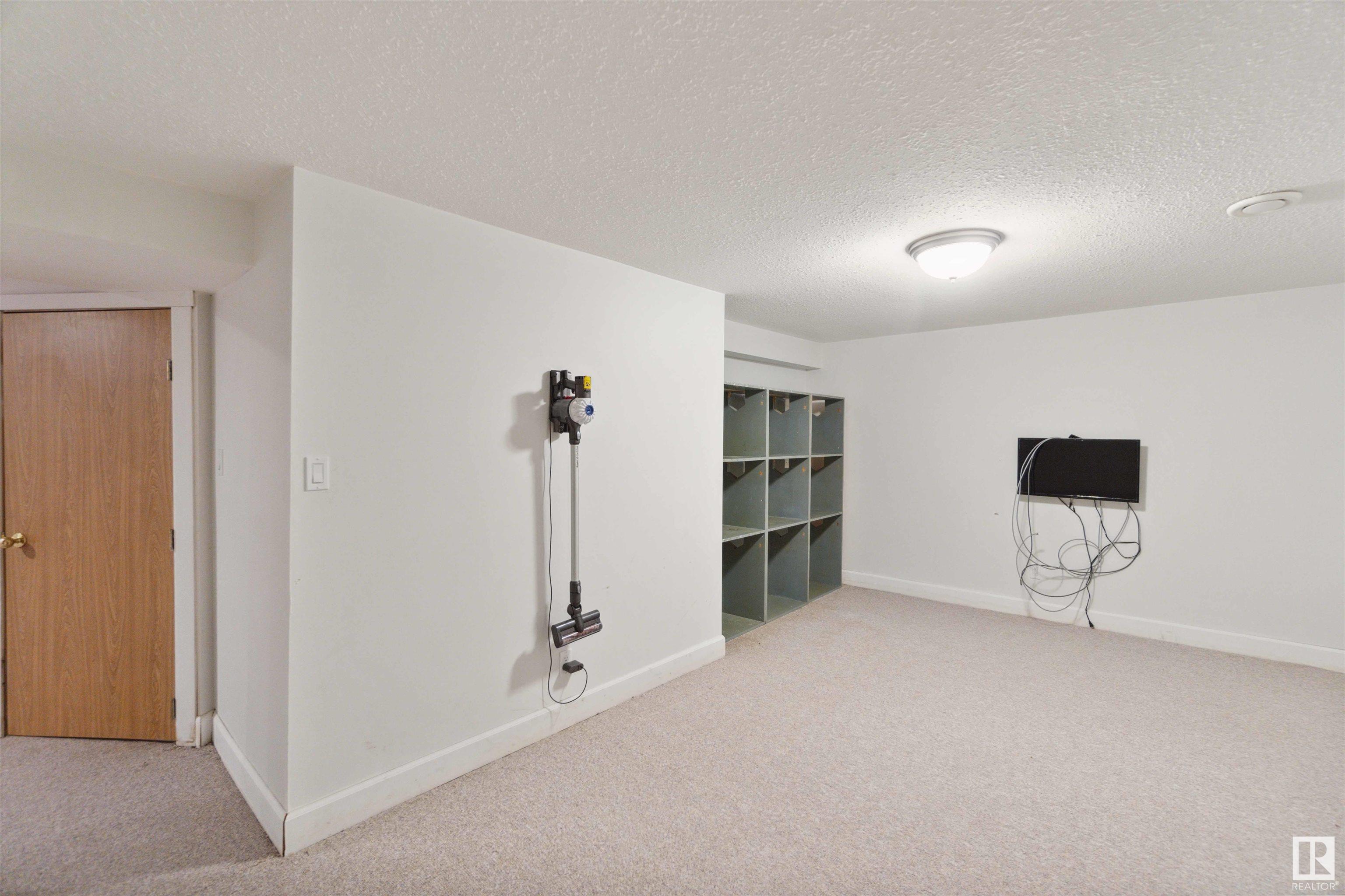      45 SUNRISE VG , Stony Plain,  ,T7Z 1L2 ;  Listing Number: MLS E4418185