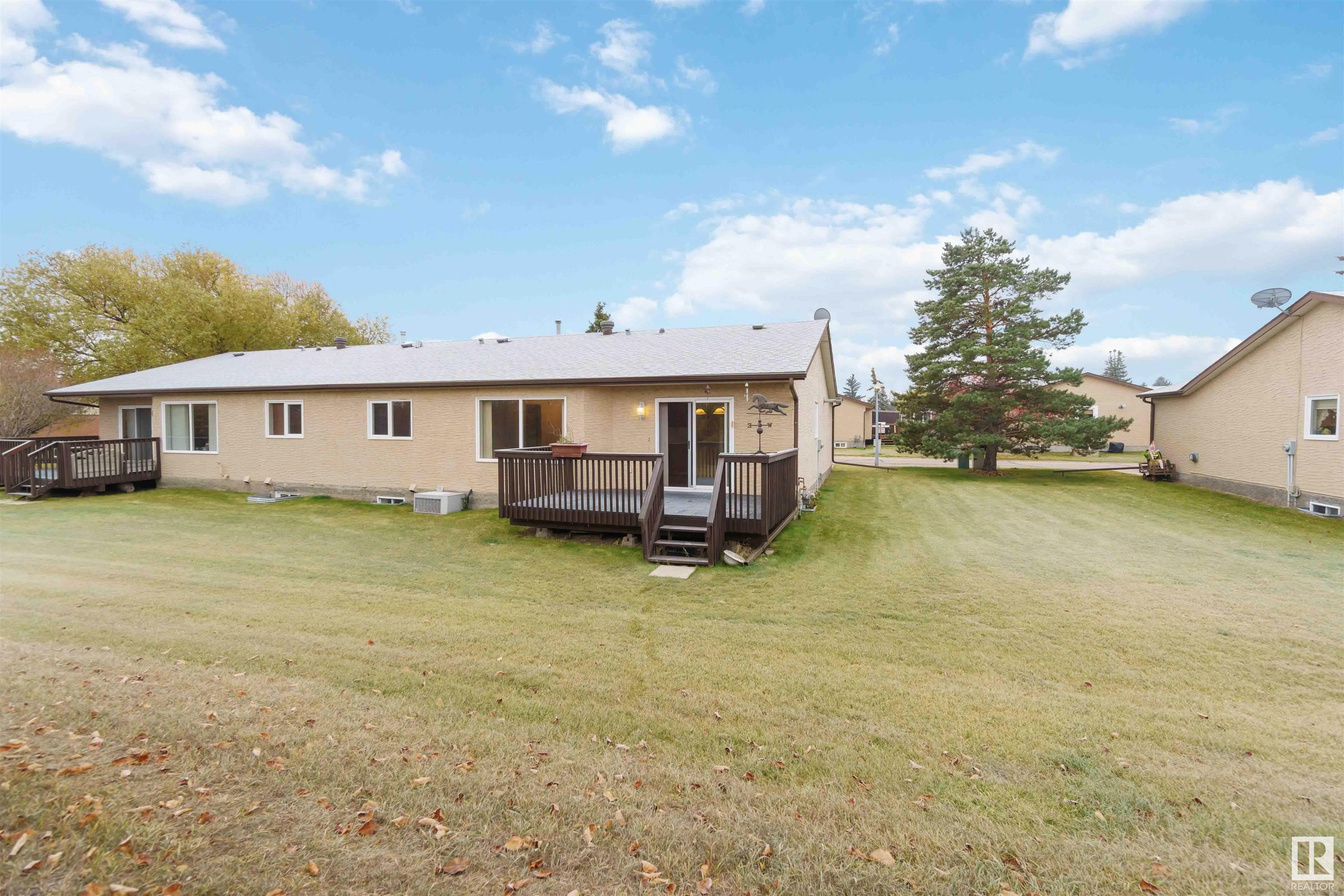      45 SUNRISE VG , Stony Plain,  ,T7Z 1L2 ;  Listing Number: MLS E4418185