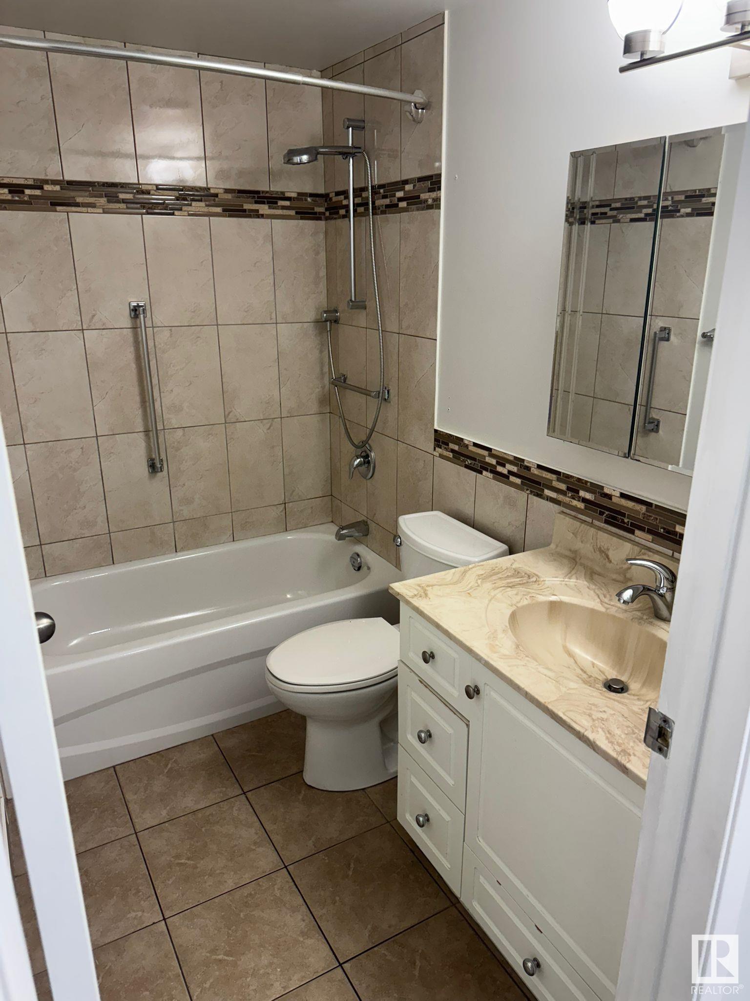      #50 14511 52 ST NW , Edmonton,  ,T5A 4M6 ;  Listing Number: MLS E4418206
