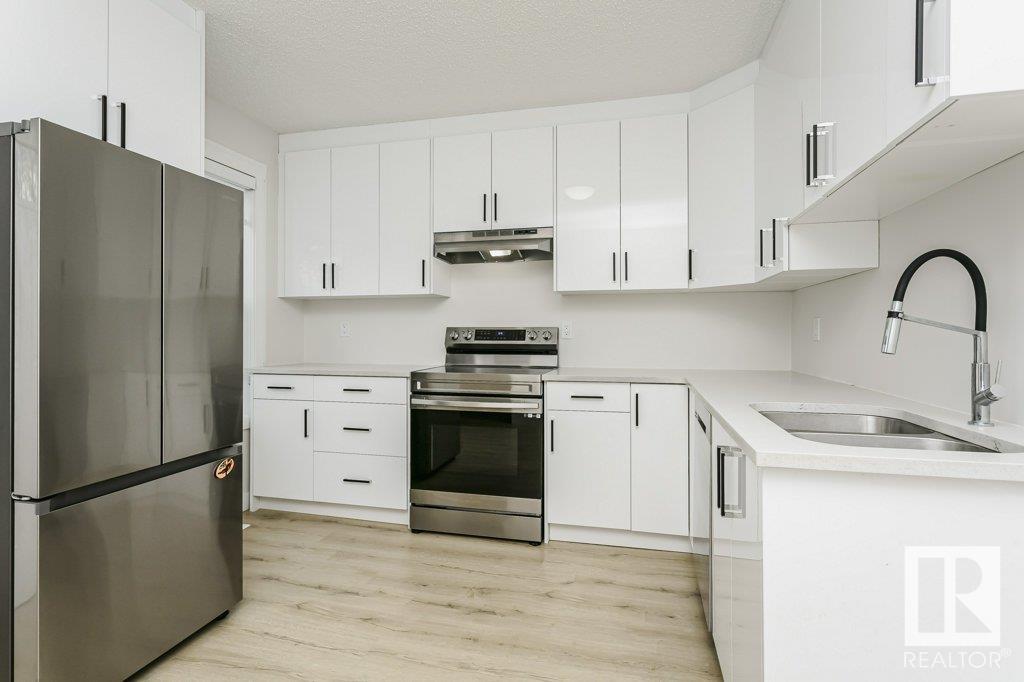      9937 88 AV NW , Edmonton,  ,T6E 2R4 ;  Listing Number: MLS E4418208