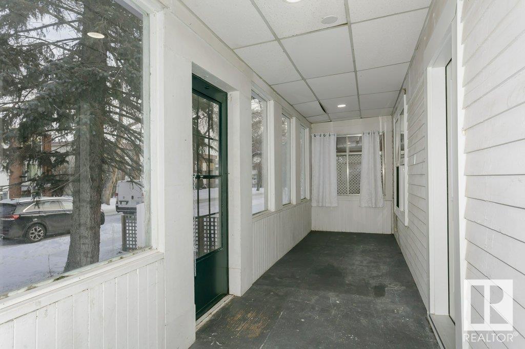      9937 88 AV NW , Edmonton,  ,T6E 2R4 ;  Listing Number: MLS E4418208