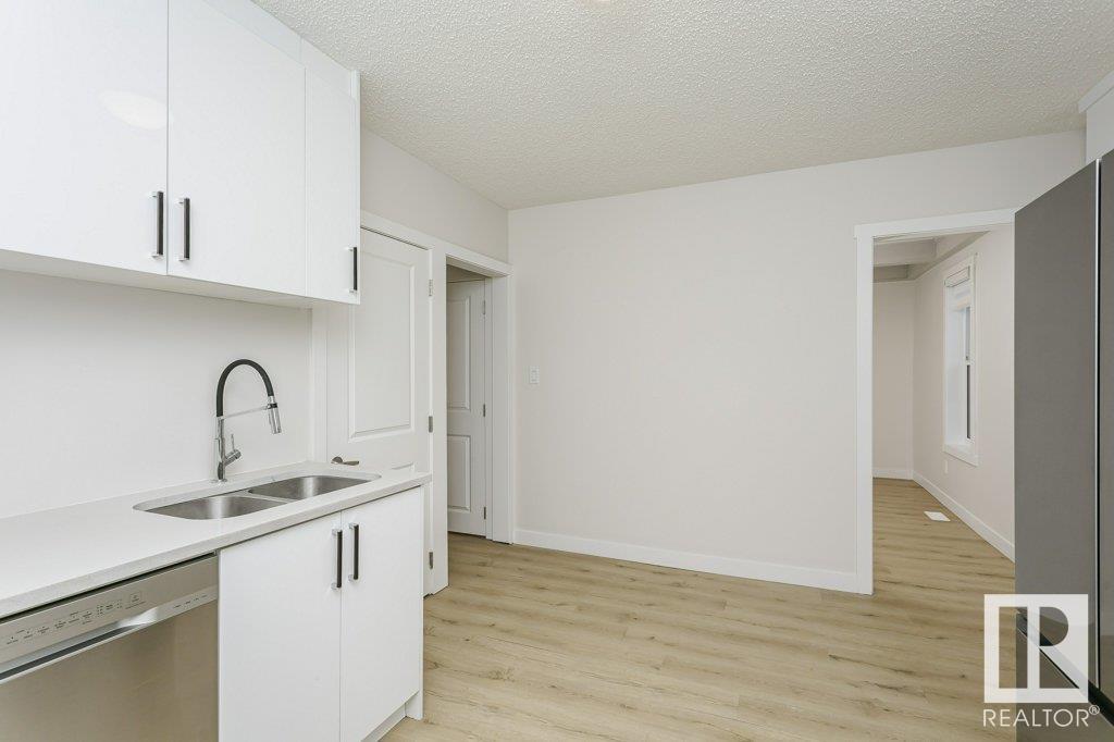      9937 88 AV NW , Edmonton,  ,T6E 2R4 ;  Listing Number: MLS E4418208