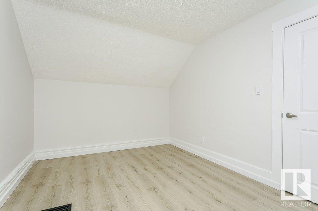      9937 88 AV NW , Edmonton,  ,T6E 2R4 ;  Listing Number: MLS E4418208