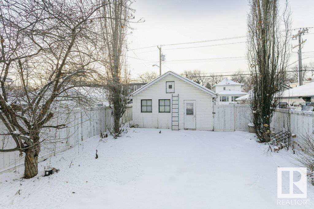      9937 88 AV NW , Edmonton,  ,T6E 2R4 ;  Listing Number: MLS E4418208