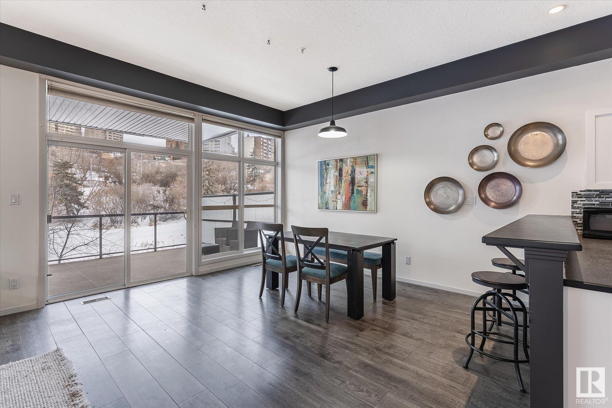      #306 9804 101 ST NW , Edmonton,  ,T5K 2X3 ;  Listing Number: MLS E4418215