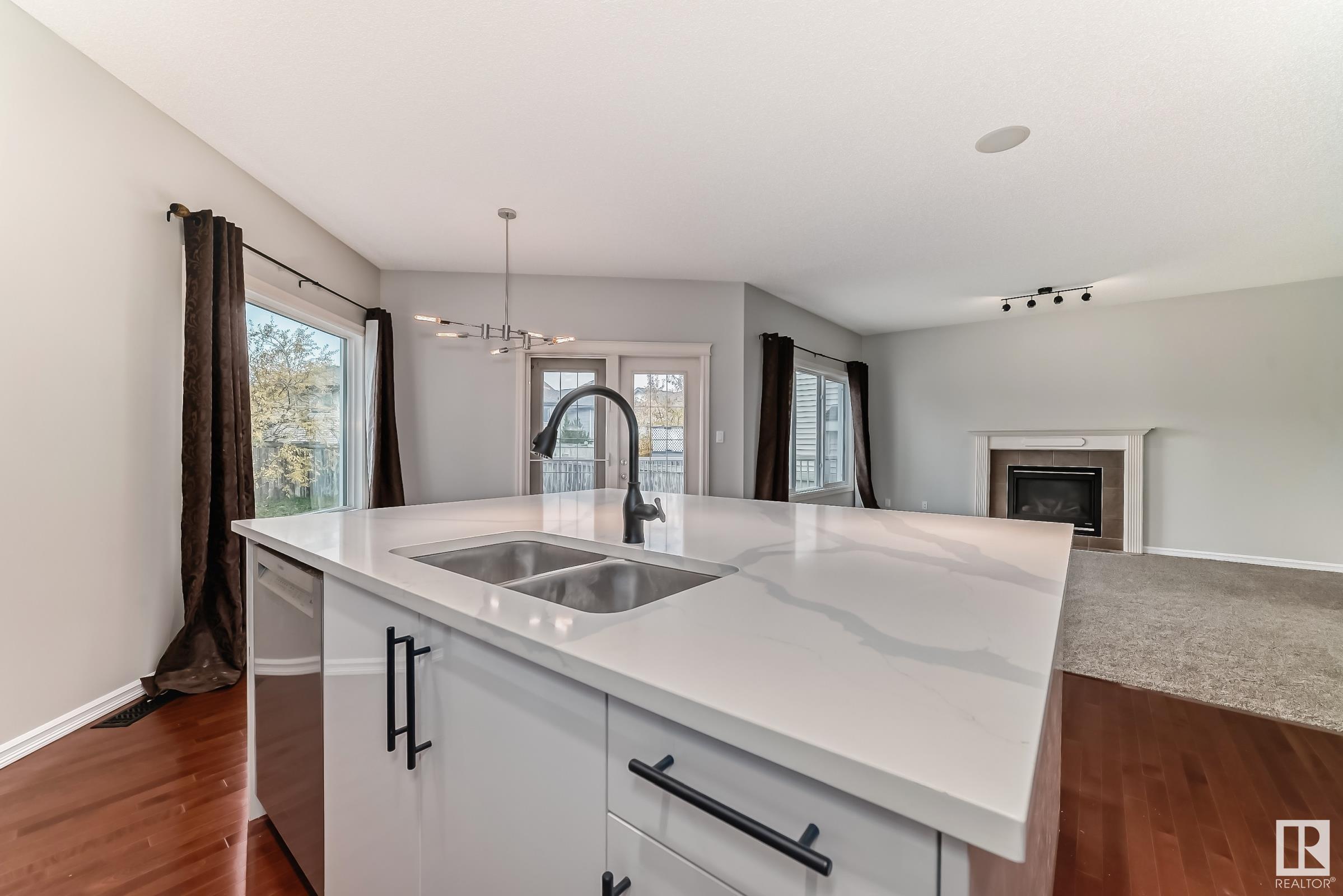      203 CALDWELL WY NW , Edmonton,  ,T6M 2X2 ;  Listing Number: MLS E4418221