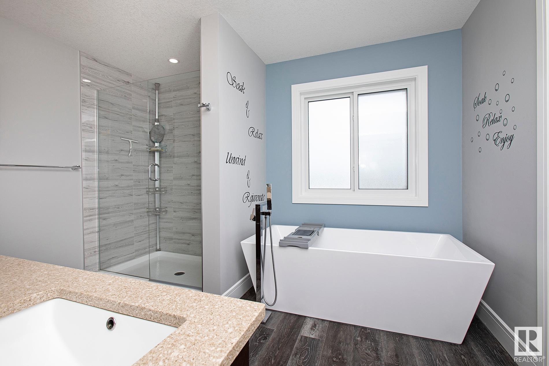      638 MEADOWVIEW DR , Fort Saskatchewan,  ,T8L 0N9 ;  Listing Number: MLS E4418224