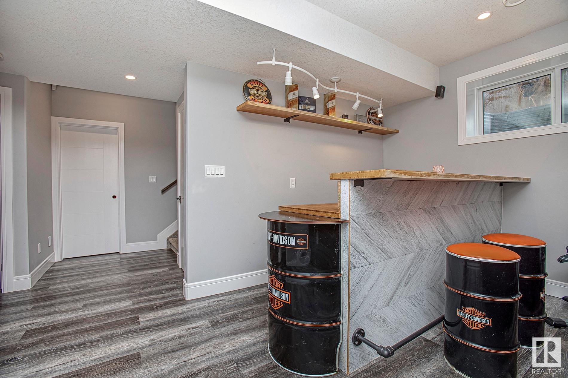      638 MEADOWVIEW DR , Fort Saskatchewan,  ,T8L 0N9 ;  Listing Number: MLS E4418224