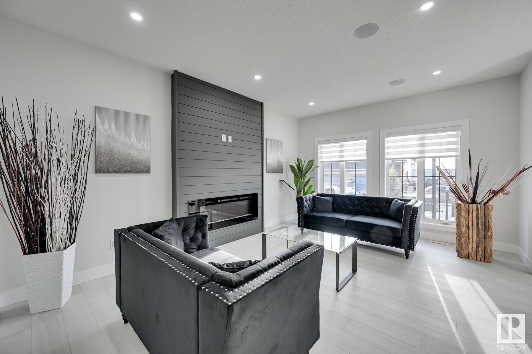      42 CHAMBERY CR , St. Albert,  ,T8T 2C5 ;  Listing Number: MLS E4418227
