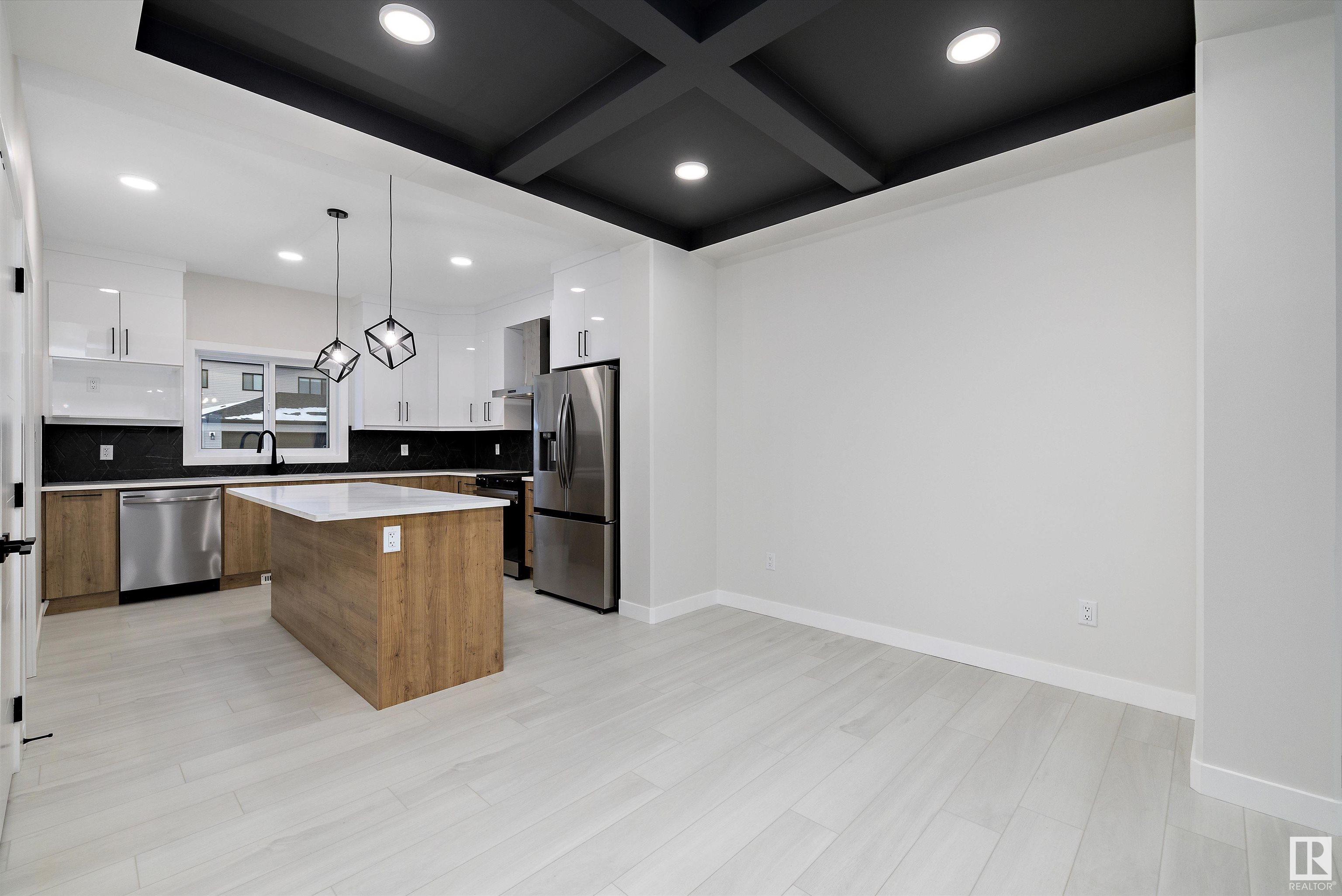      44 CHAMBERY CR , St. Albert,  ,T8T 2C5 ;  Listing Number: MLS E4418229