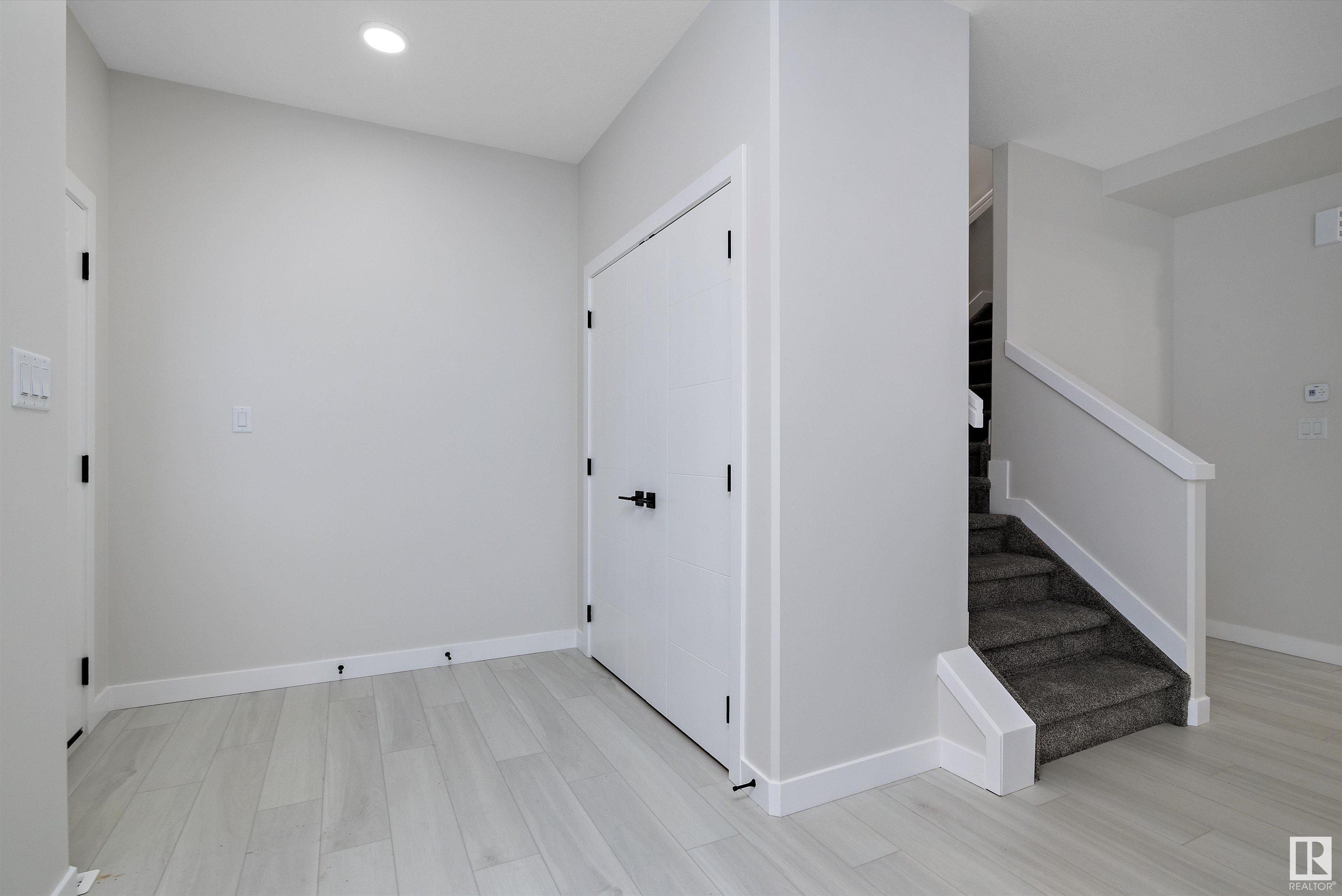      44 CHAMBERY CR , St. Albert,  ,T8T 2C5 ;  Listing Number: MLS E4418229