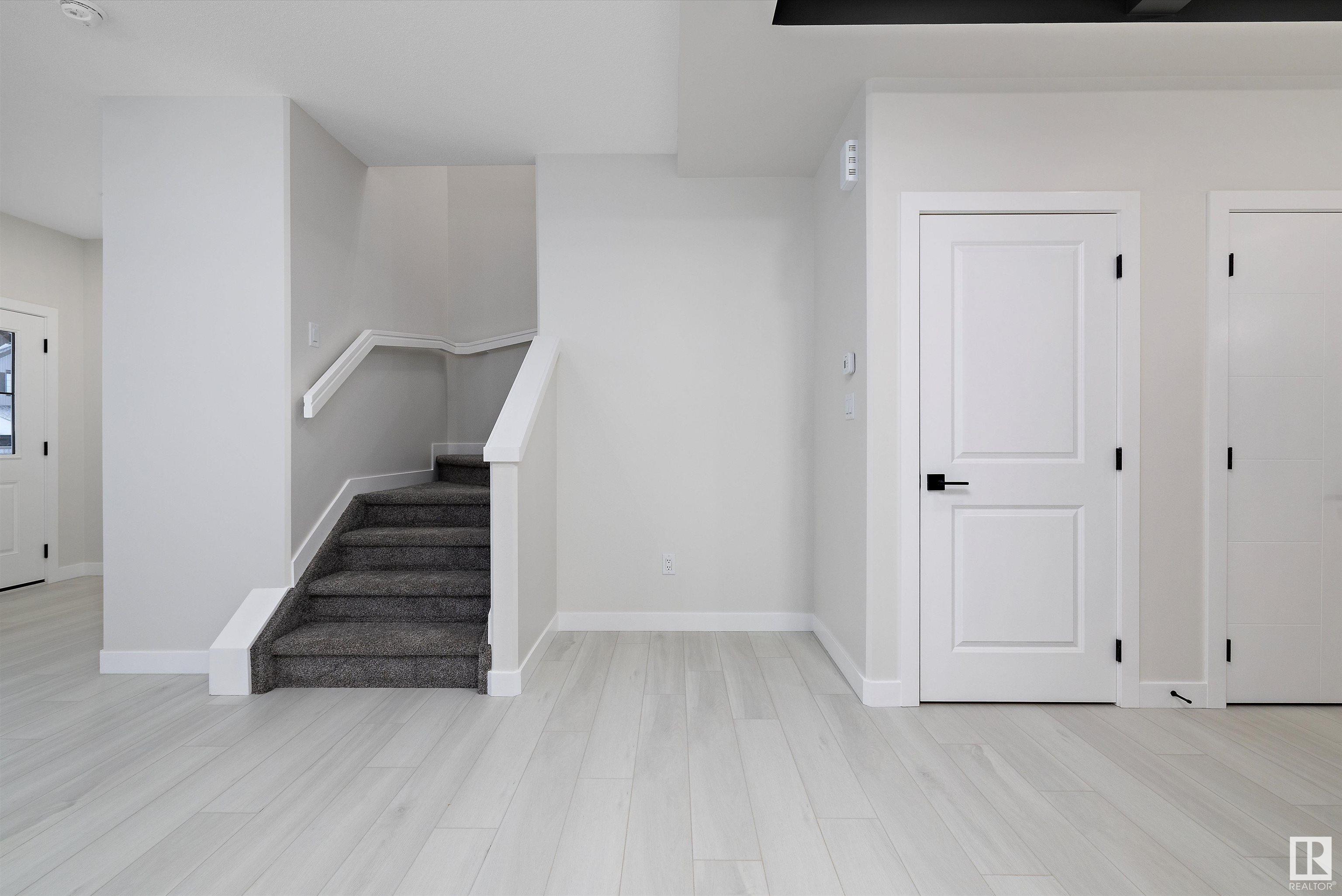      44 CHAMBERY CR , St. Albert,  ,T8T 2C5 ;  Listing Number: MLS E4418229