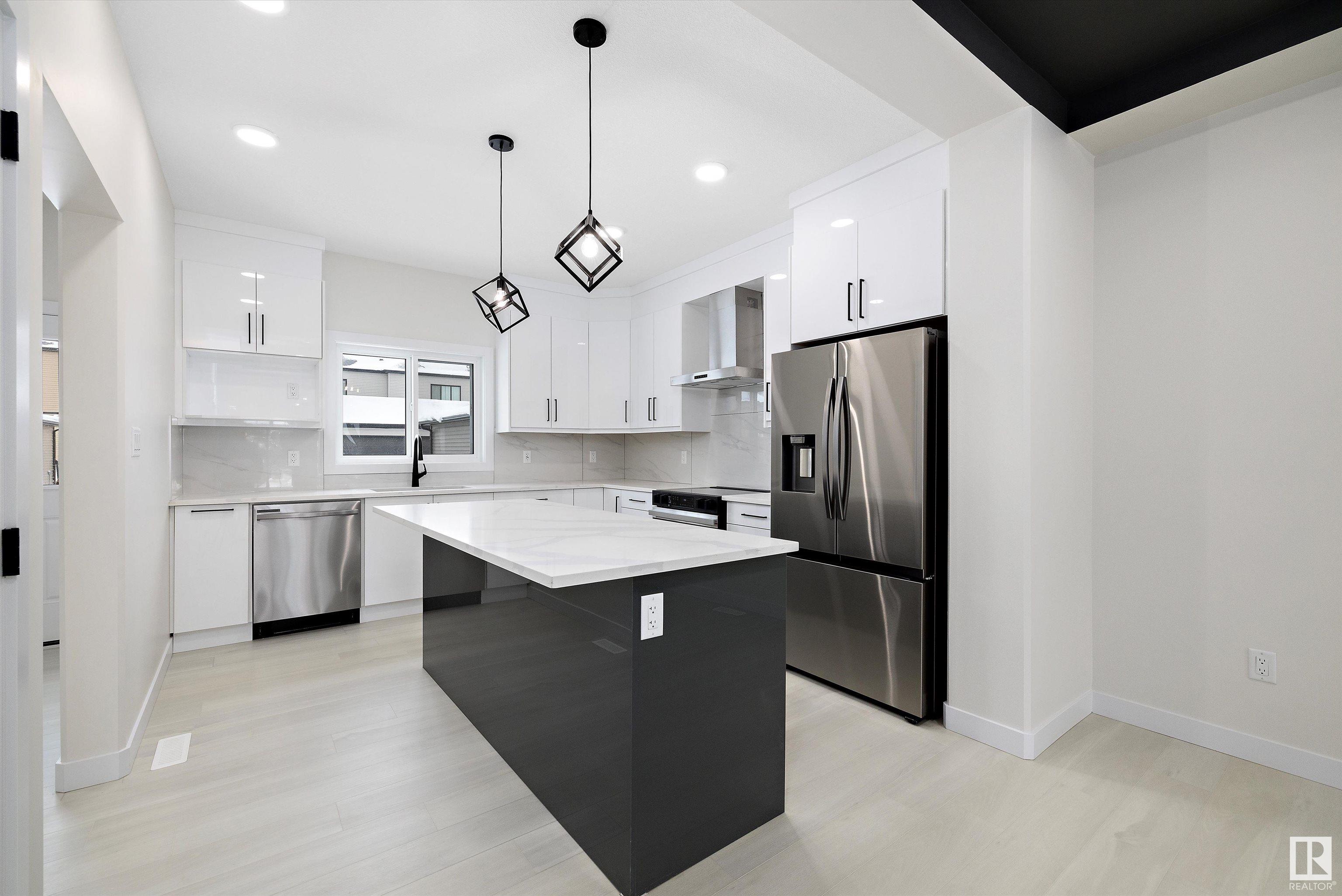      46 CHAMBERY CR , St. Albert,  ,T8T 2C5 ;  Listing Number: MLS E4418233