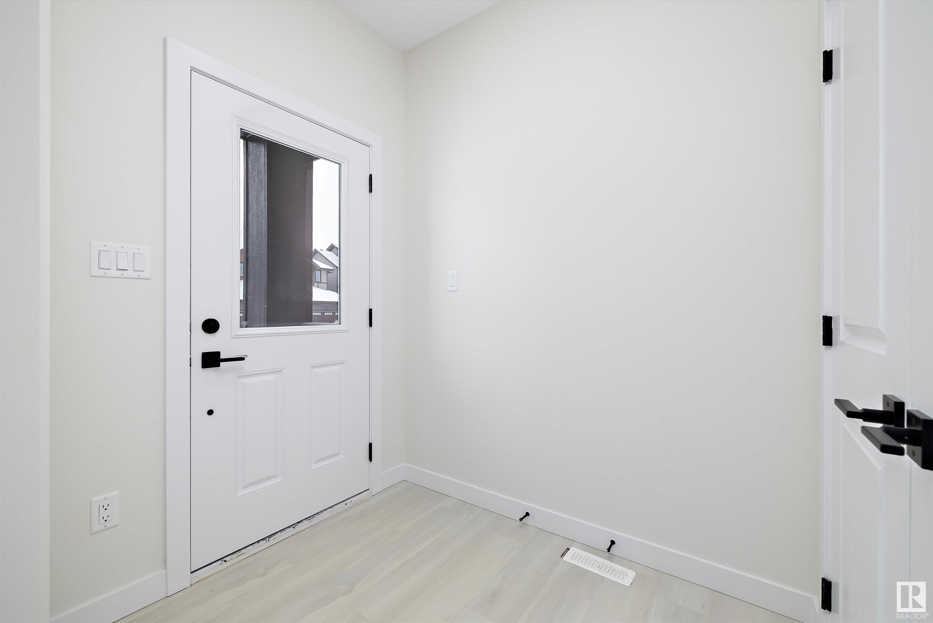      46 CHAMBERY CR , St. Albert,  ,T8T 2C5 ;  Listing Number: MLS E4418233