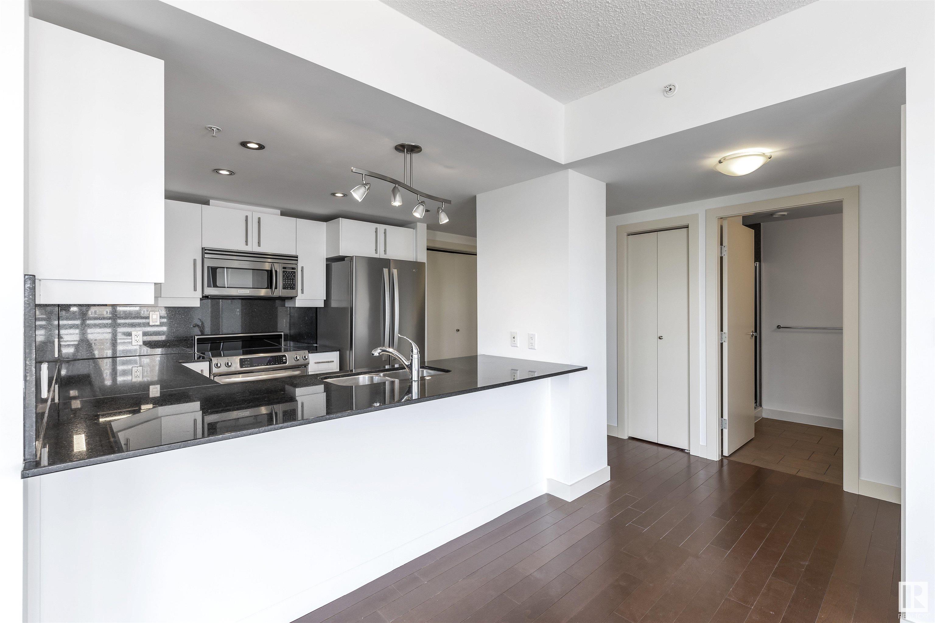      #504 10046 117 ST NW , Edmonton,  ,T5K 1X2 ;  Listing Number: MLS E4418235