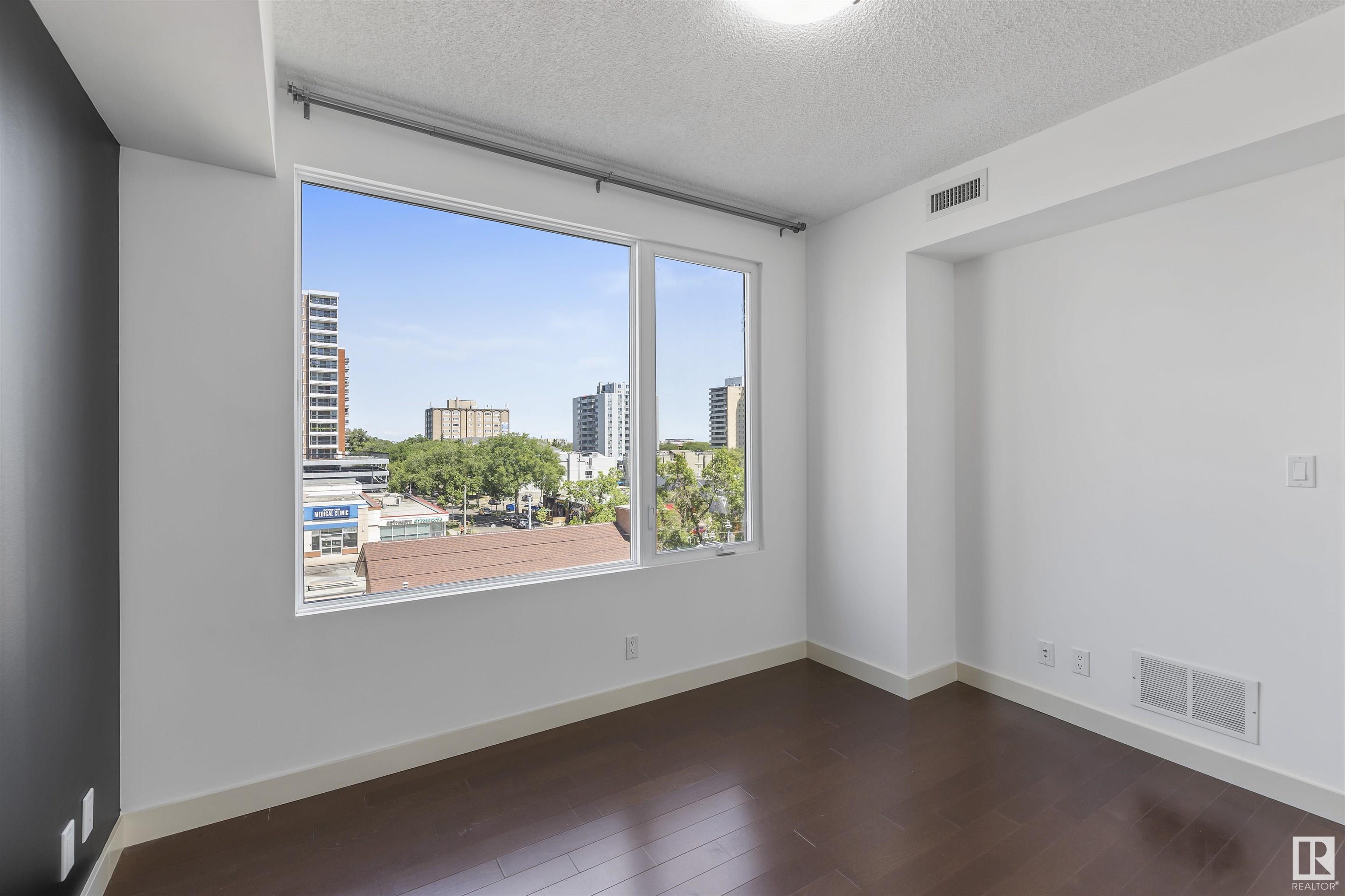      #504 10046 117 ST NW , Edmonton,  ,T5K 1X2 ;  Listing Number: MLS E4418235