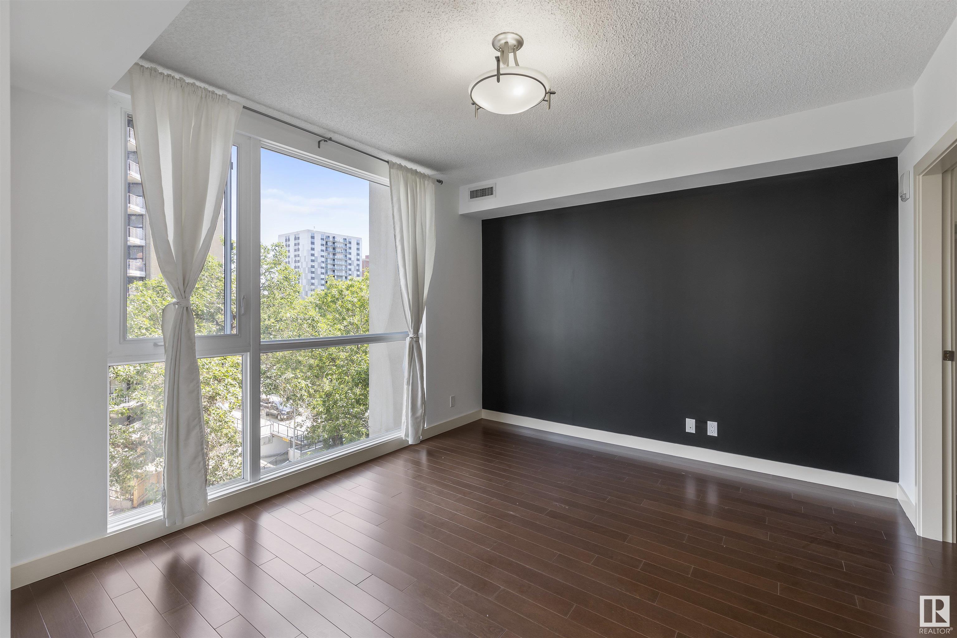      #504 10046 117 ST NW , Edmonton,  ,T5K 1X2 ;  Listing Number: MLS E4418235
