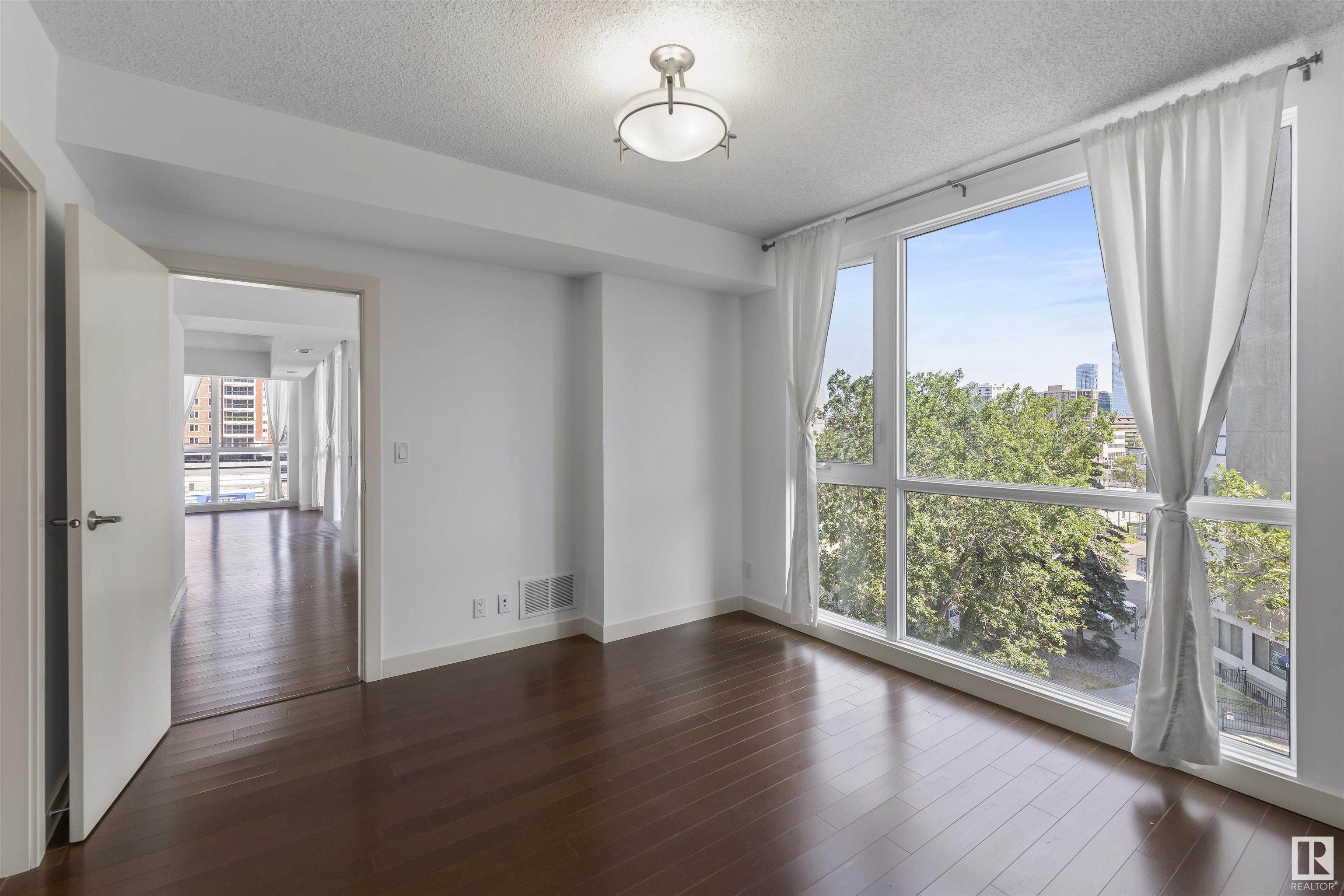      #504 10046 117 ST NW , Edmonton,  ,T5K 1X2 ;  Listing Number: MLS E4418235