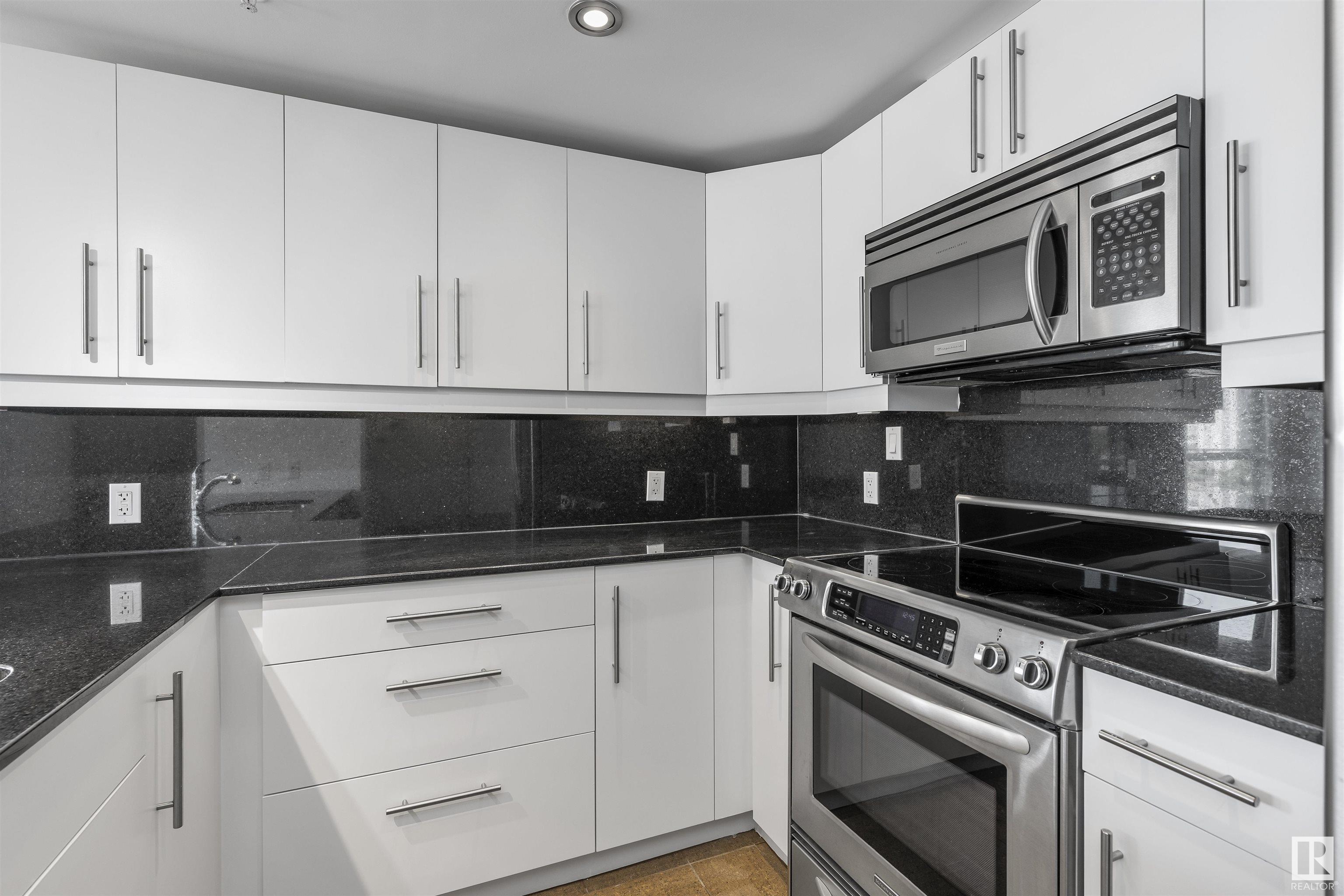     #504 10046 117 ST NW , Edmonton,  ,T5K 1X2 ;  Listing Number: MLS E4418235