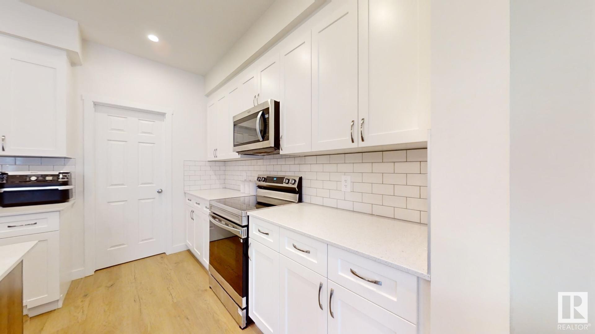      2043 13 AV NW , Edmonton,  ,T6T 2R8 ;  Listing Number: MLS E4418242