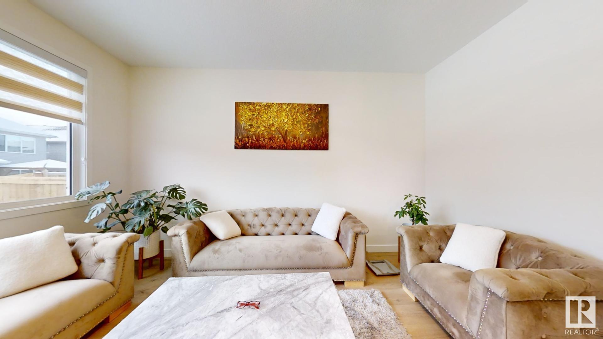      2043 13 AV NW , Edmonton,  ,T6T 2R8 ;  Listing Number: MLS E4418242
