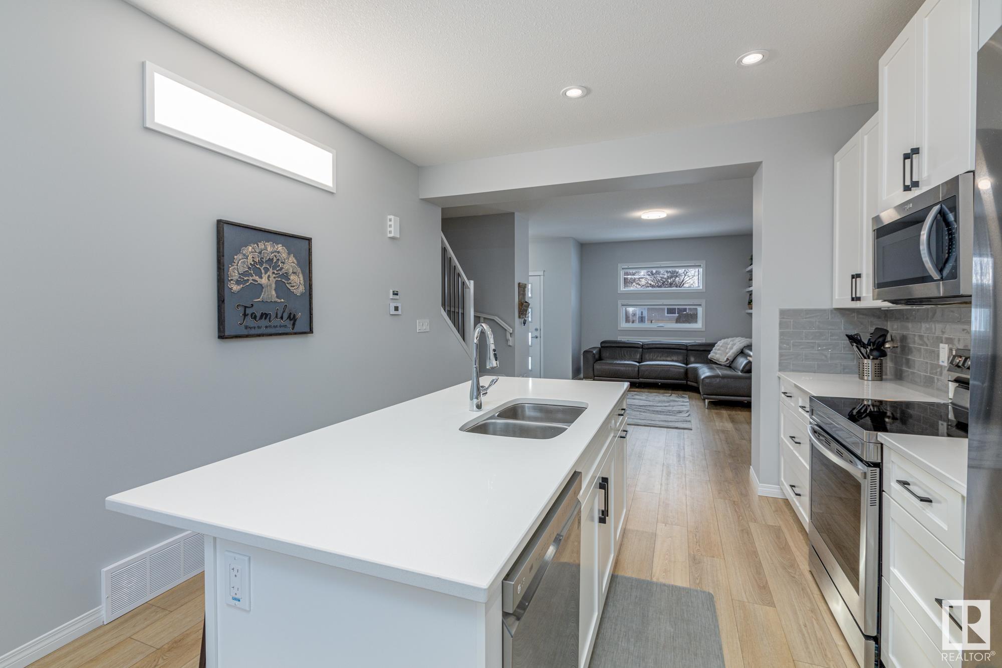      4036 113 AV NW , Edmonton,  ,T5W 0R3 ;  Listing Number: MLS E4418251