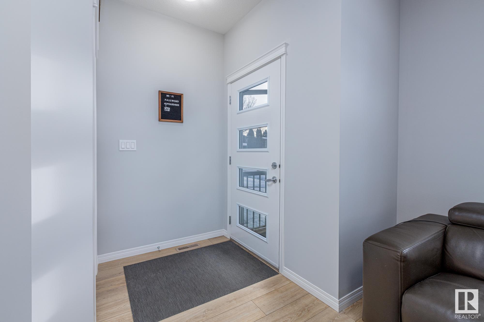      4036 113 AV NW , Edmonton,  ,T5W 0R3 ;  Listing Number: MLS E4418251