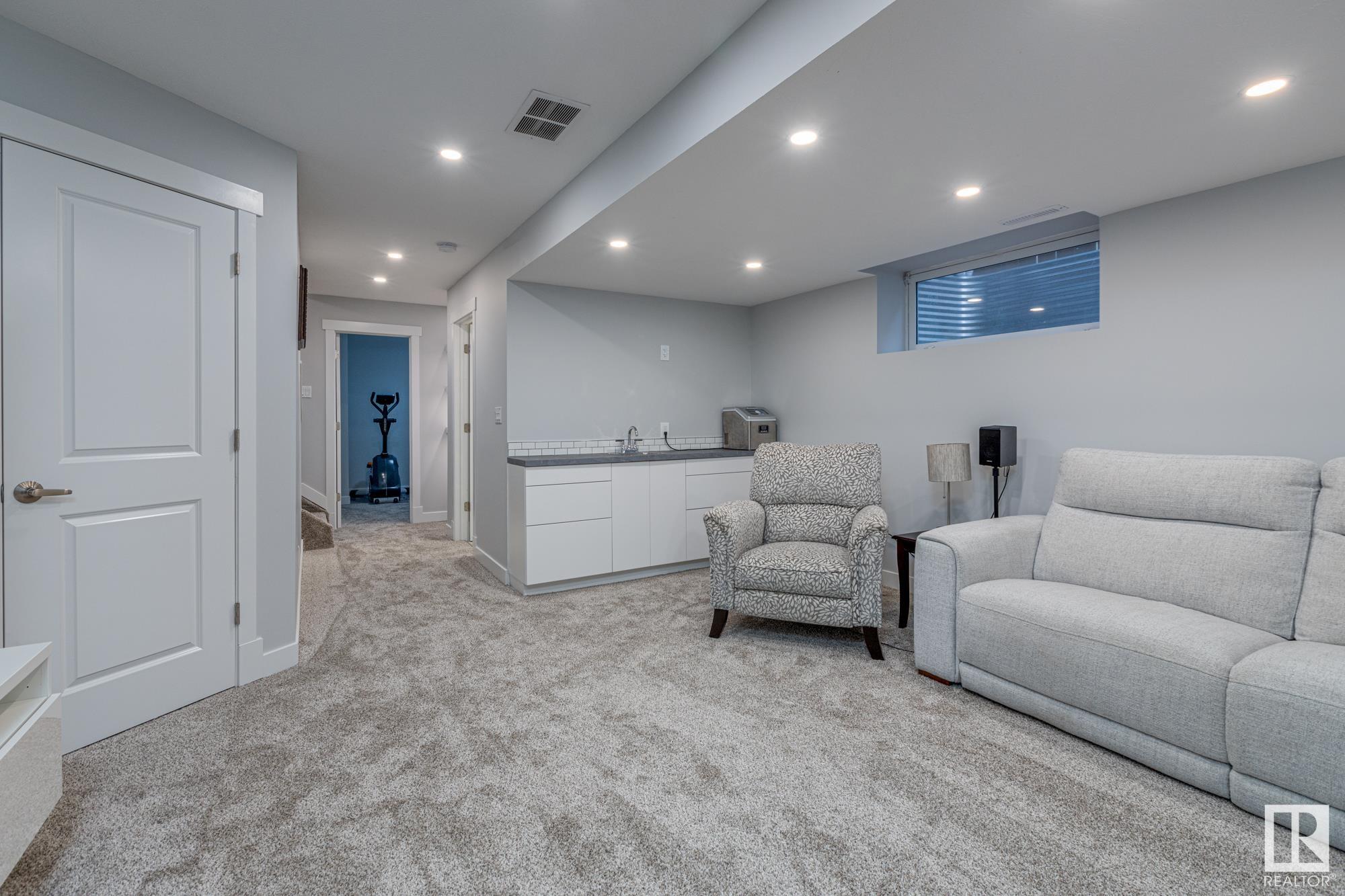      4036 113 AV NW , Edmonton,  ,T5W 0R3 ;  Listing Number: MLS E4418251