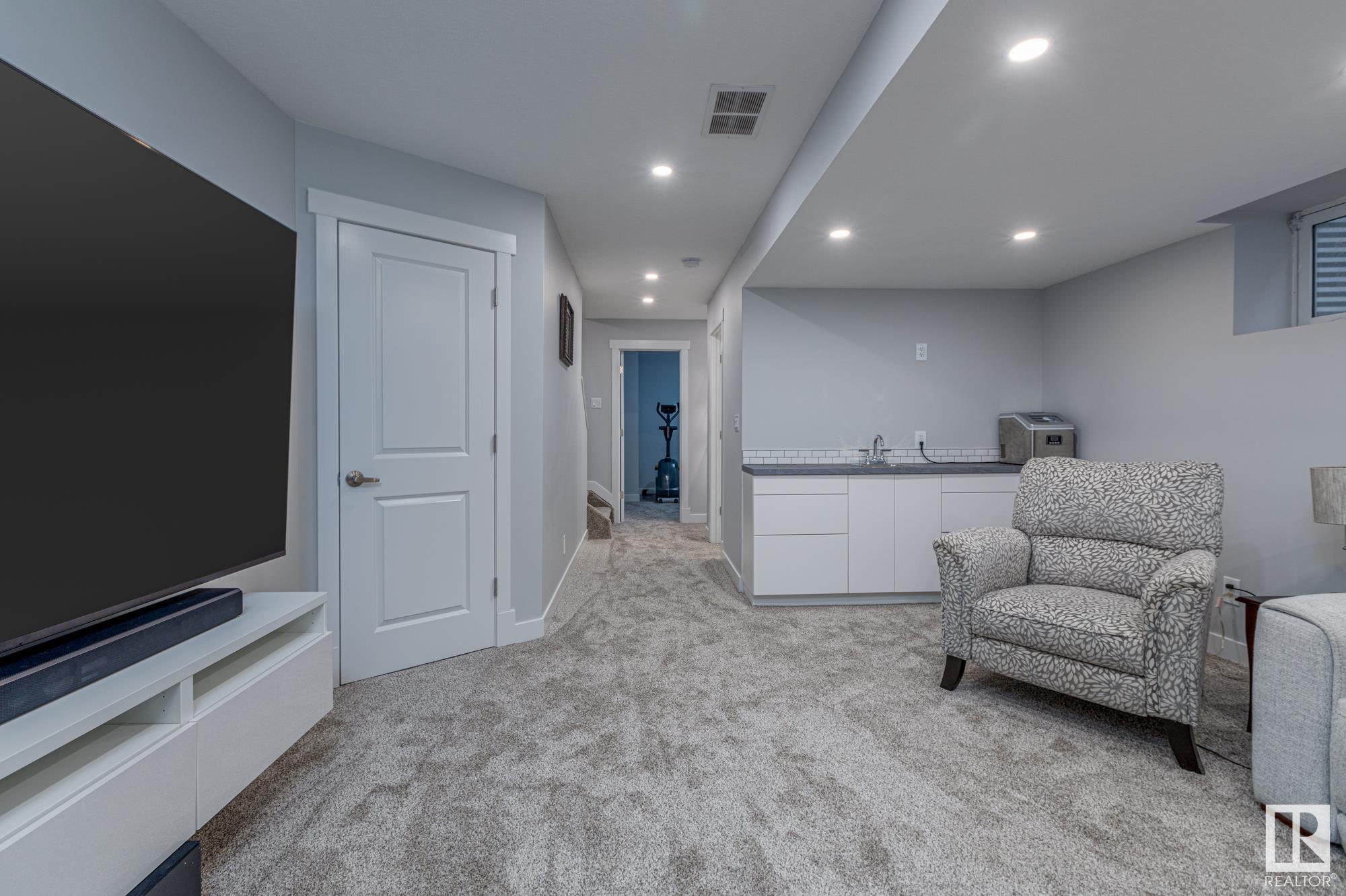      4036 113 AV NW , Edmonton,  ,T5W 0R3 ;  Listing Number: MLS E4418251