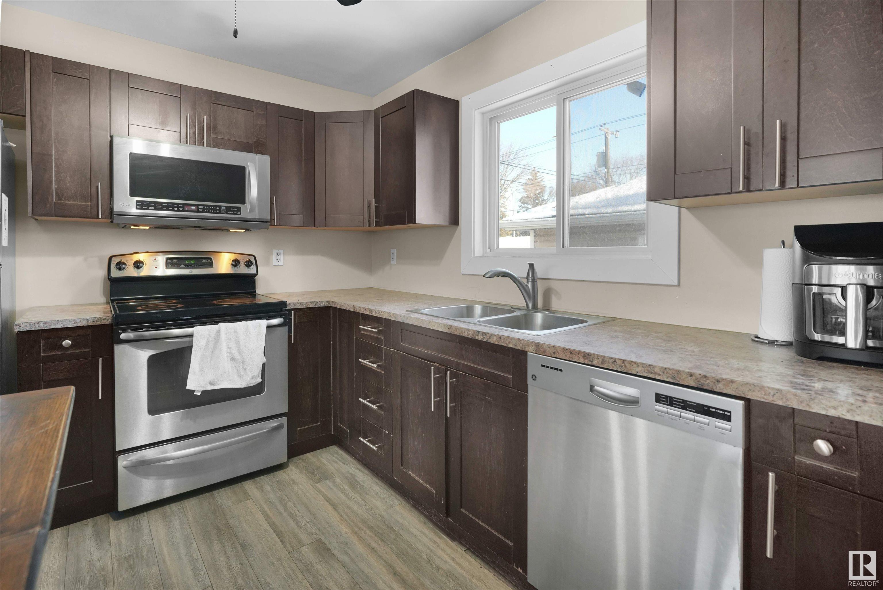      9043 149 ST NW , Edmonton,  ,T5R 0A5 ;  Listing Number: MLS E4418253