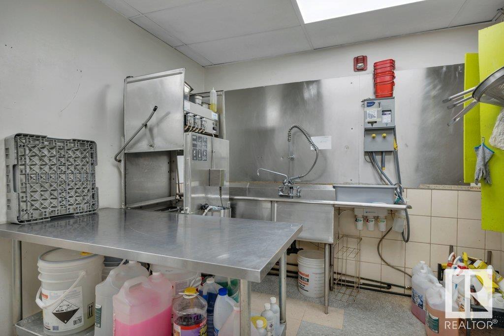      10030 102 ST NW , Edmonton,  ,T5J 0V6 ;  Listing Number: MLS E4418256