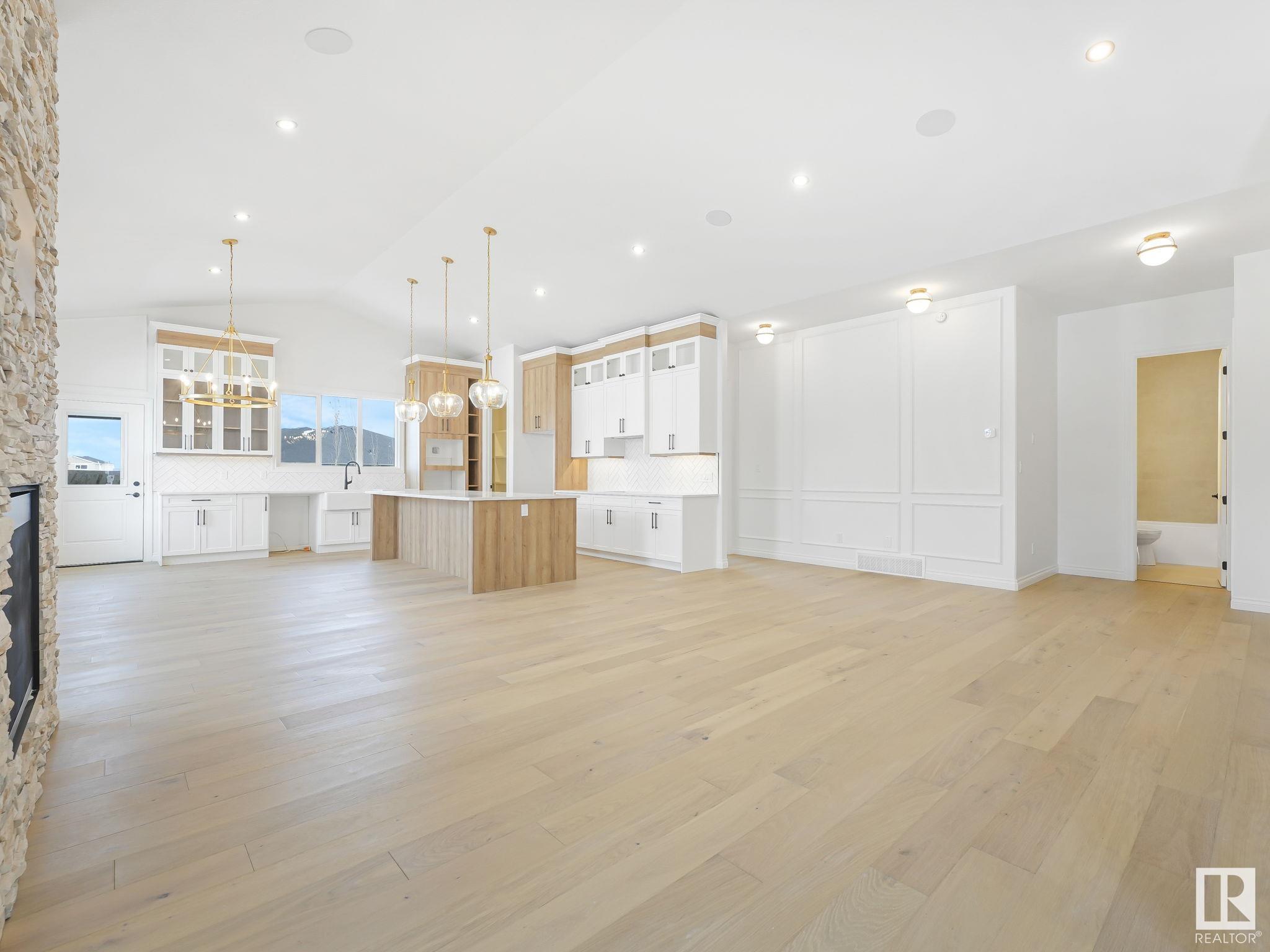      30 Avonlea Way , Spruce Grove,  ,T7X 0Y3 ;  Listing Number: MLS E4418260