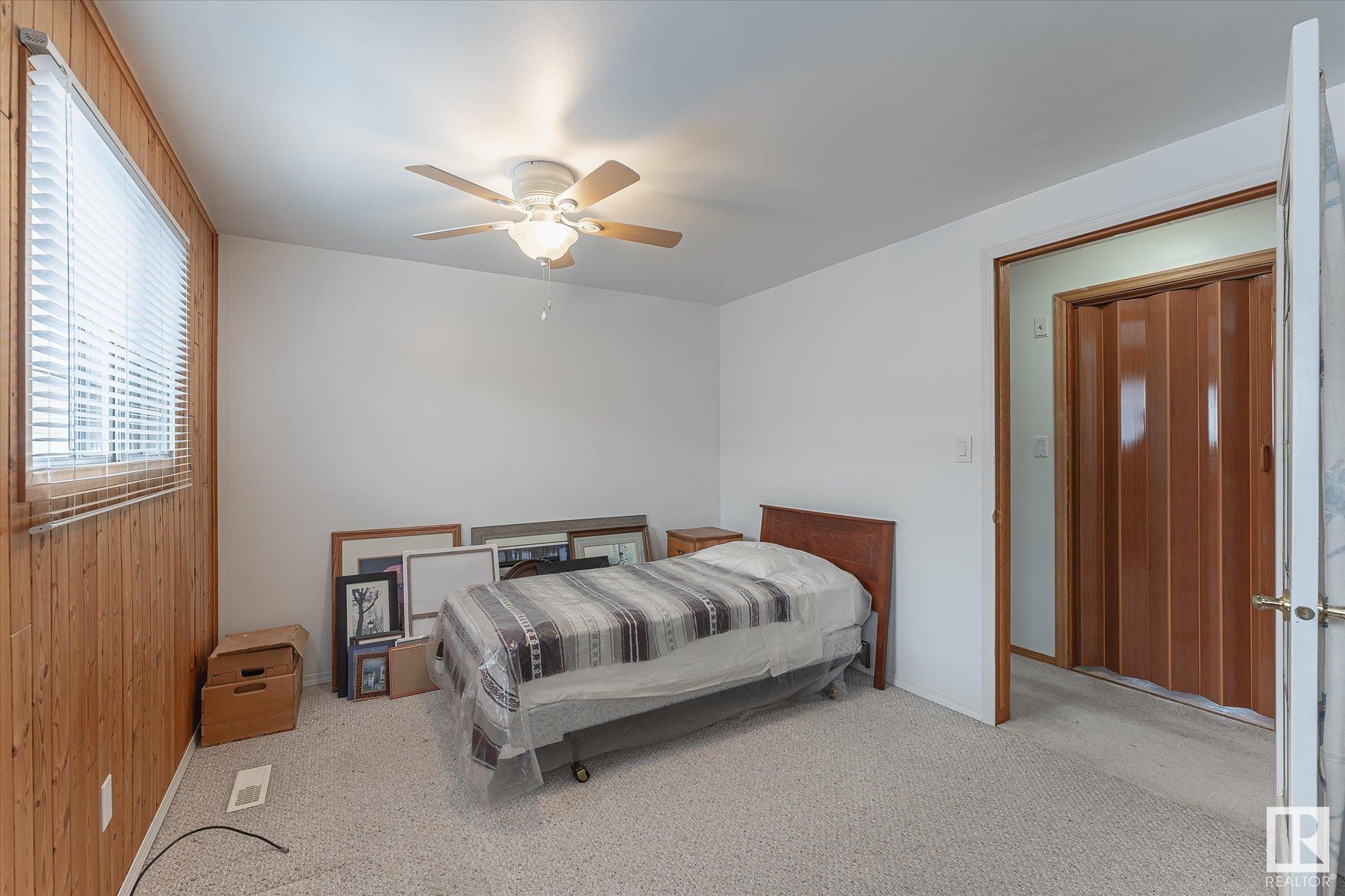      670 Evergreen PA NW , Edmonton,  ,T5Y 4M2 ;  Listing Number: MLS E4418268
