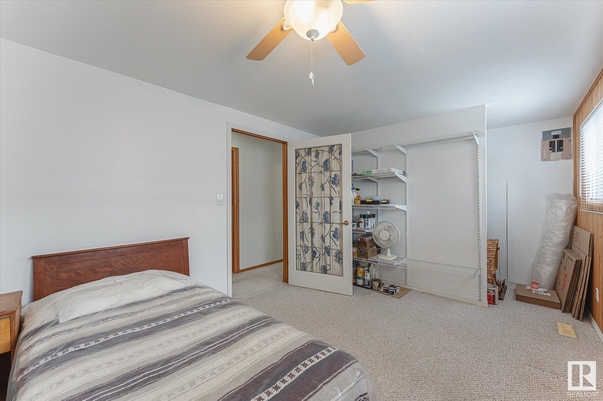      670 Evergreen PA NW , Edmonton,  ,T5Y 4M2 ;  Listing Number: MLS E4418268