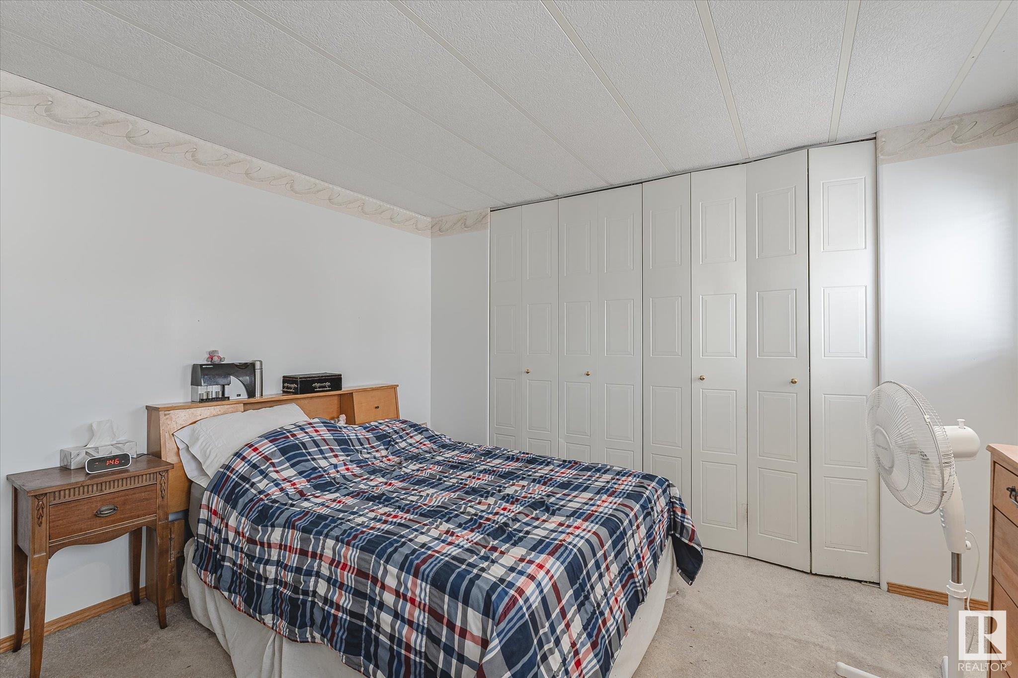      670 Evergreen PA NW , Edmonton,  ,T5Y 4M2 ;  Listing Number: MLS E4418268