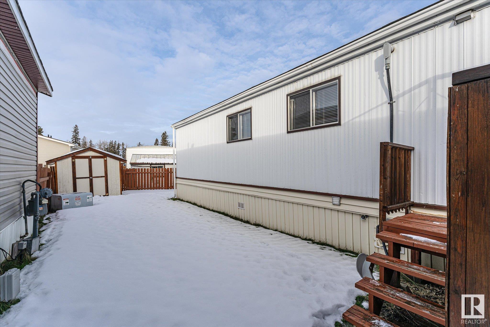      670 Evergreen PA NW , Edmonton,  ,T5Y 4M2 ;  Listing Number: MLS E4418268